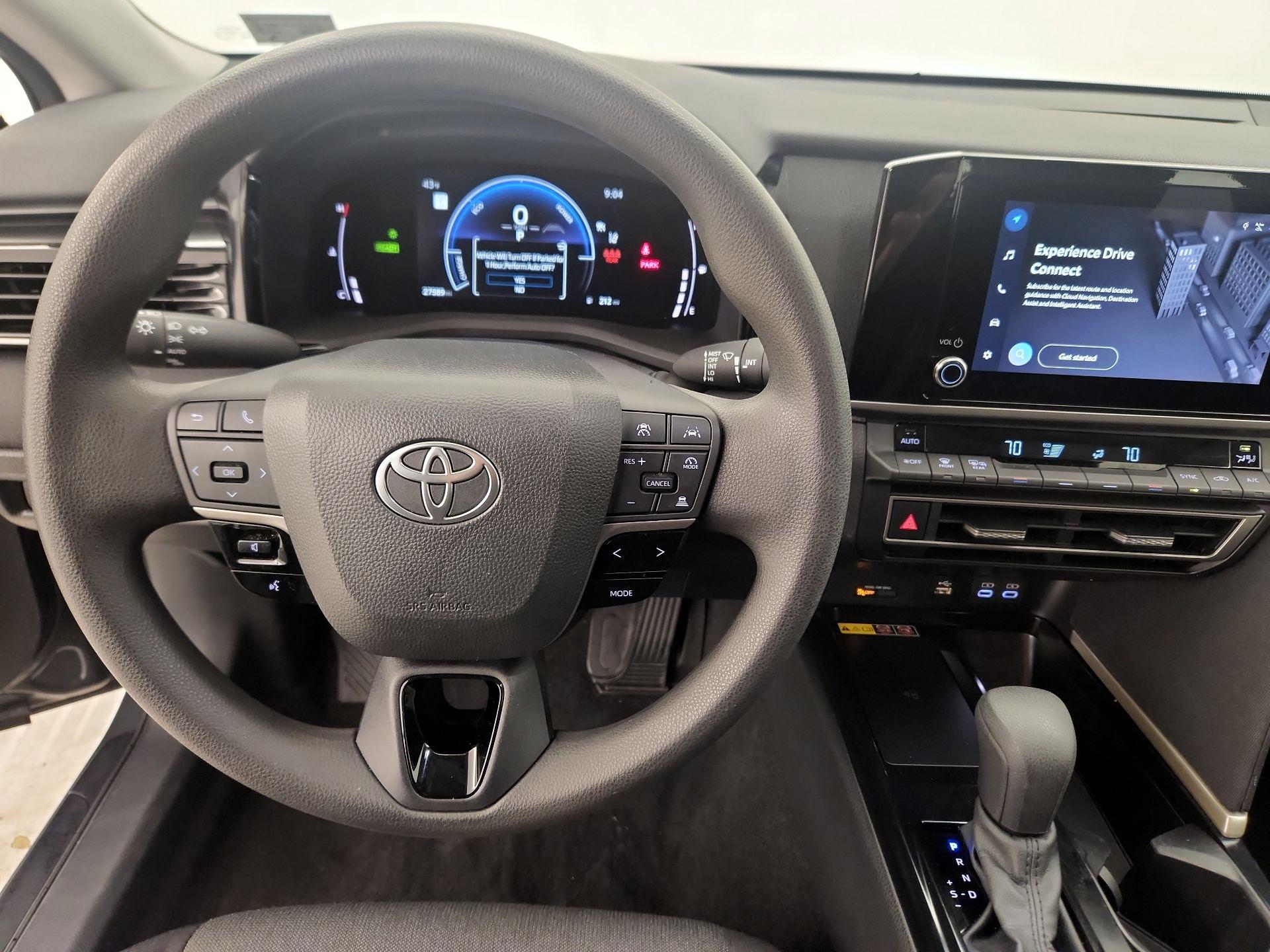 Thumbnail: 2025 Toyota Camry - 10