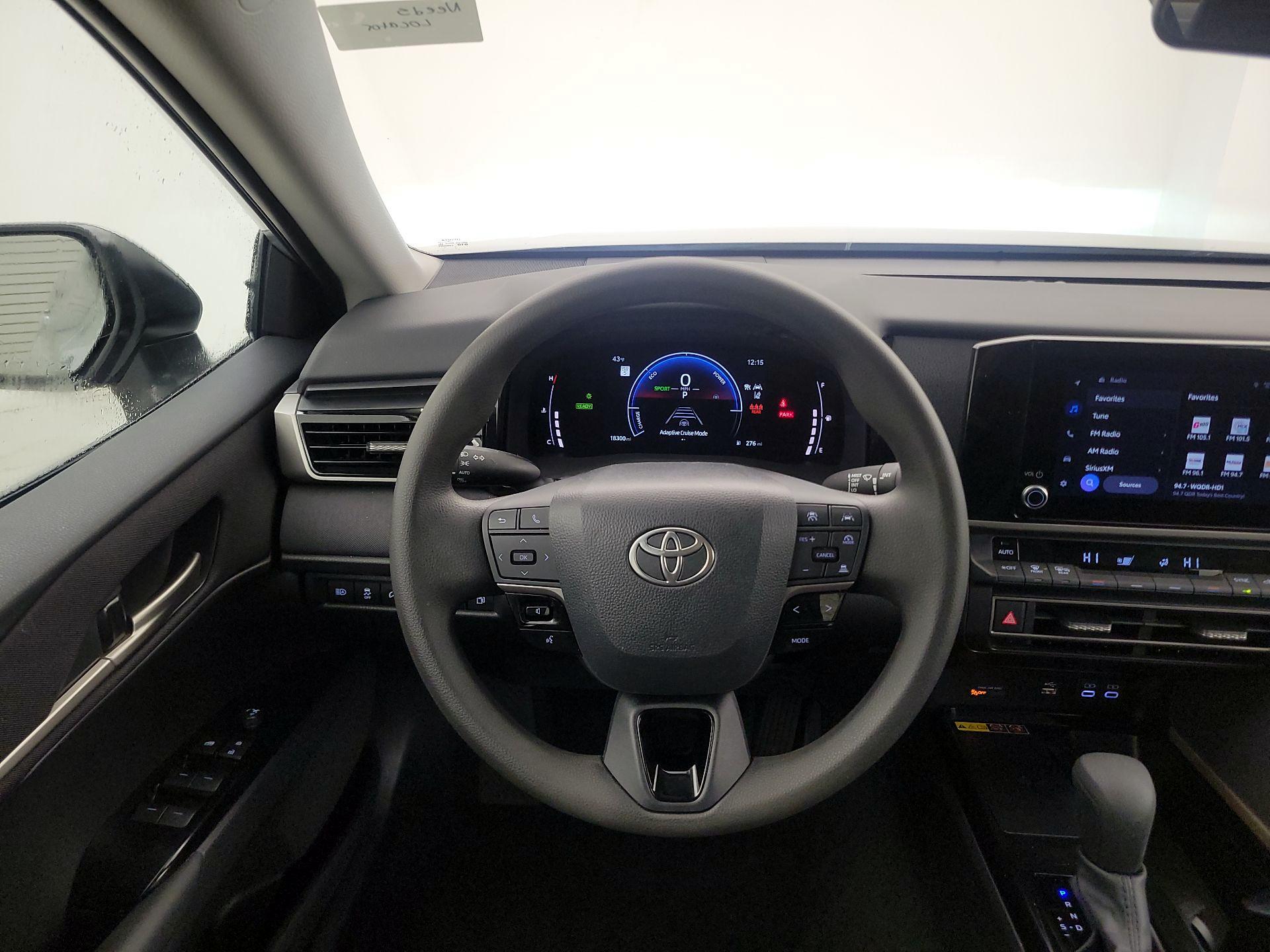 Thumbnail: 2025 Toyota Camry - 10