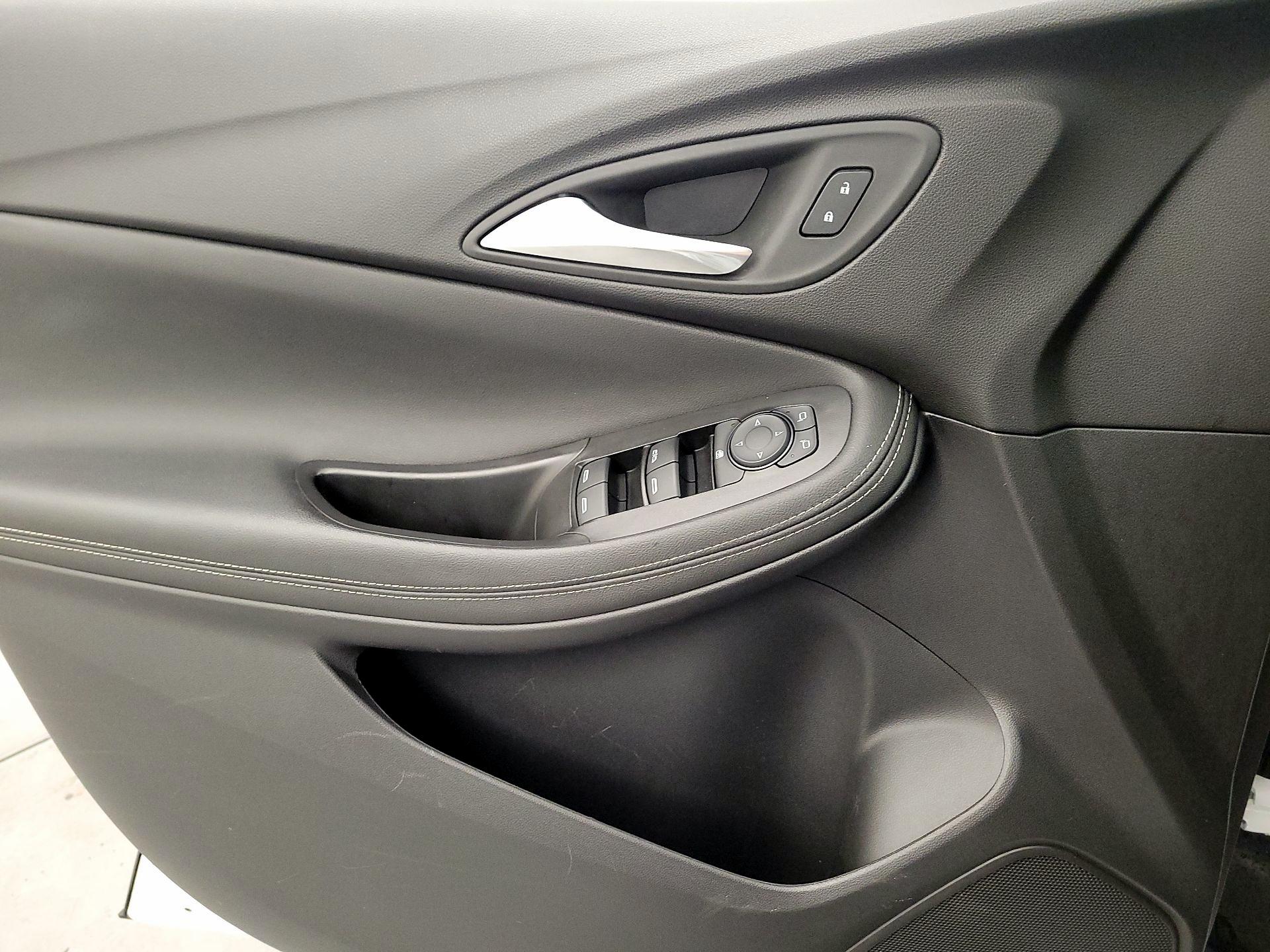 Thumbnail: 2025 Buick Encore GX - 12