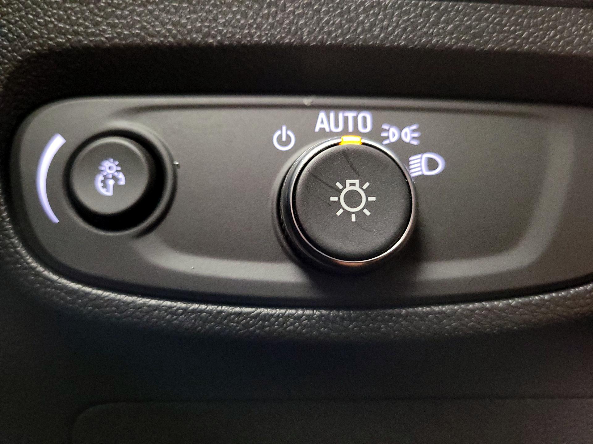 Thumbnail: 2025 Buick Encore GX - 13