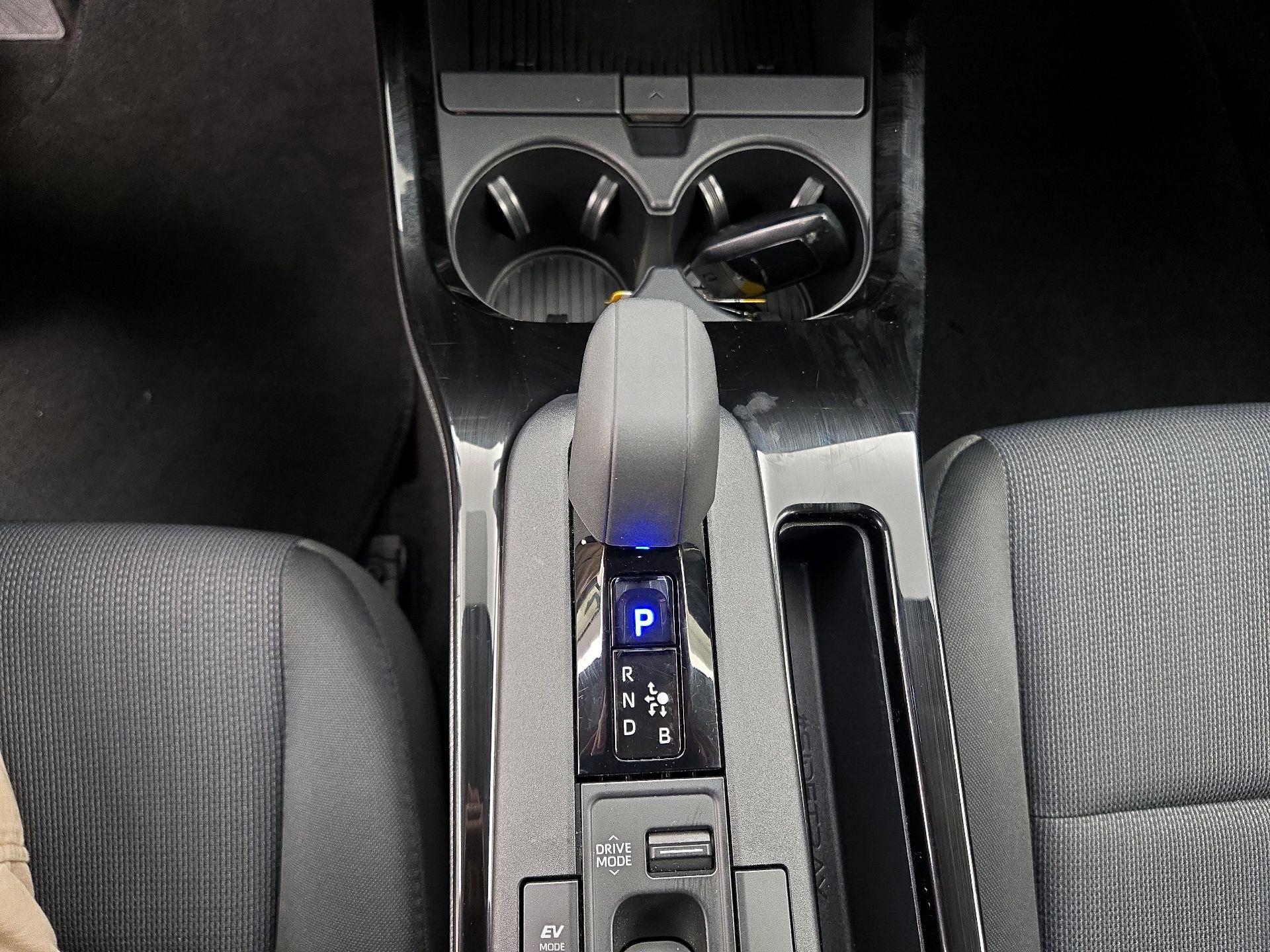 Thumbnail: 2025 Toyota Prius - 17