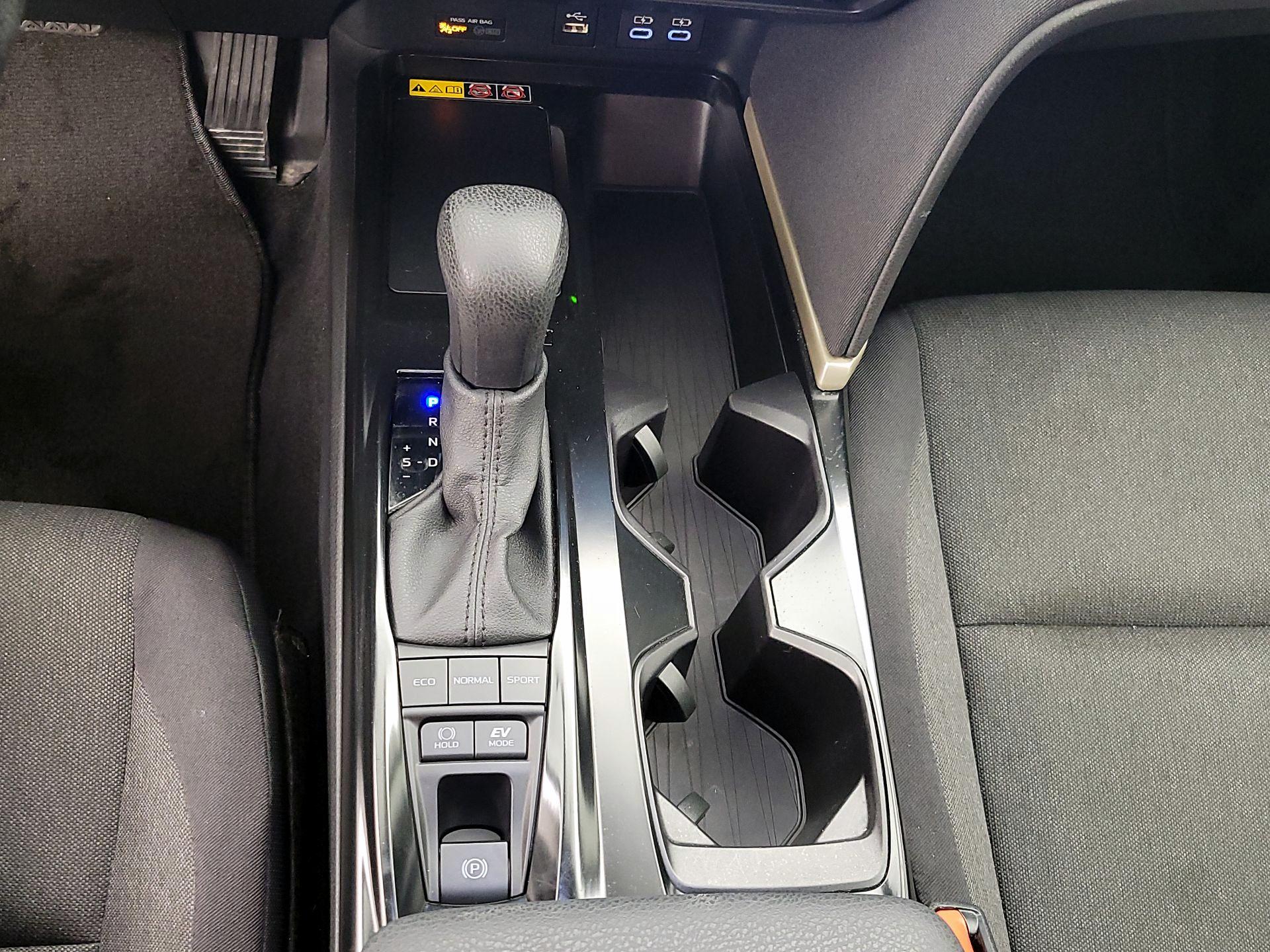 Thumbnail: 2025 Toyota Camry - 17