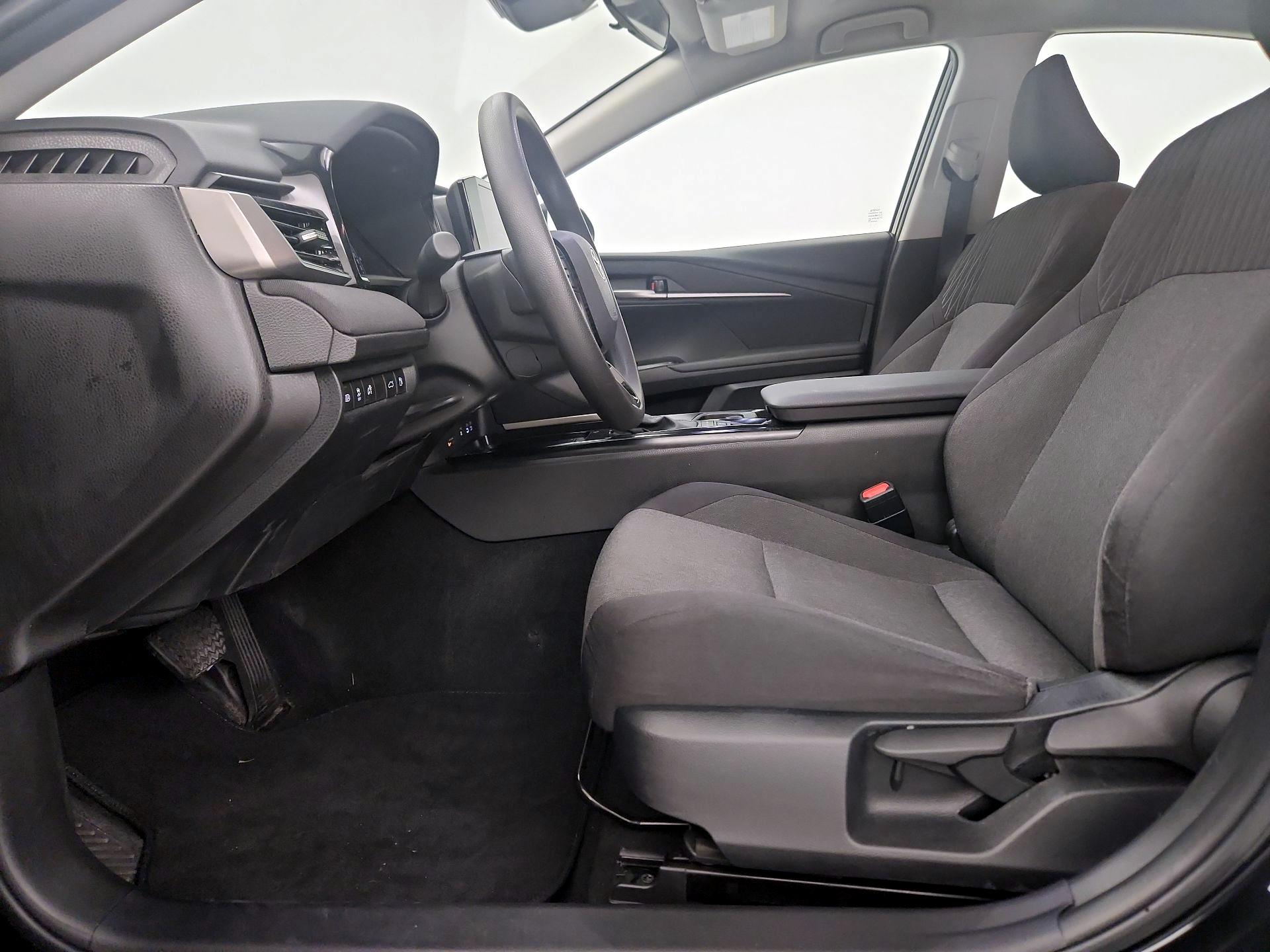 Thumbnail: 2025 Toyota Camry - 11