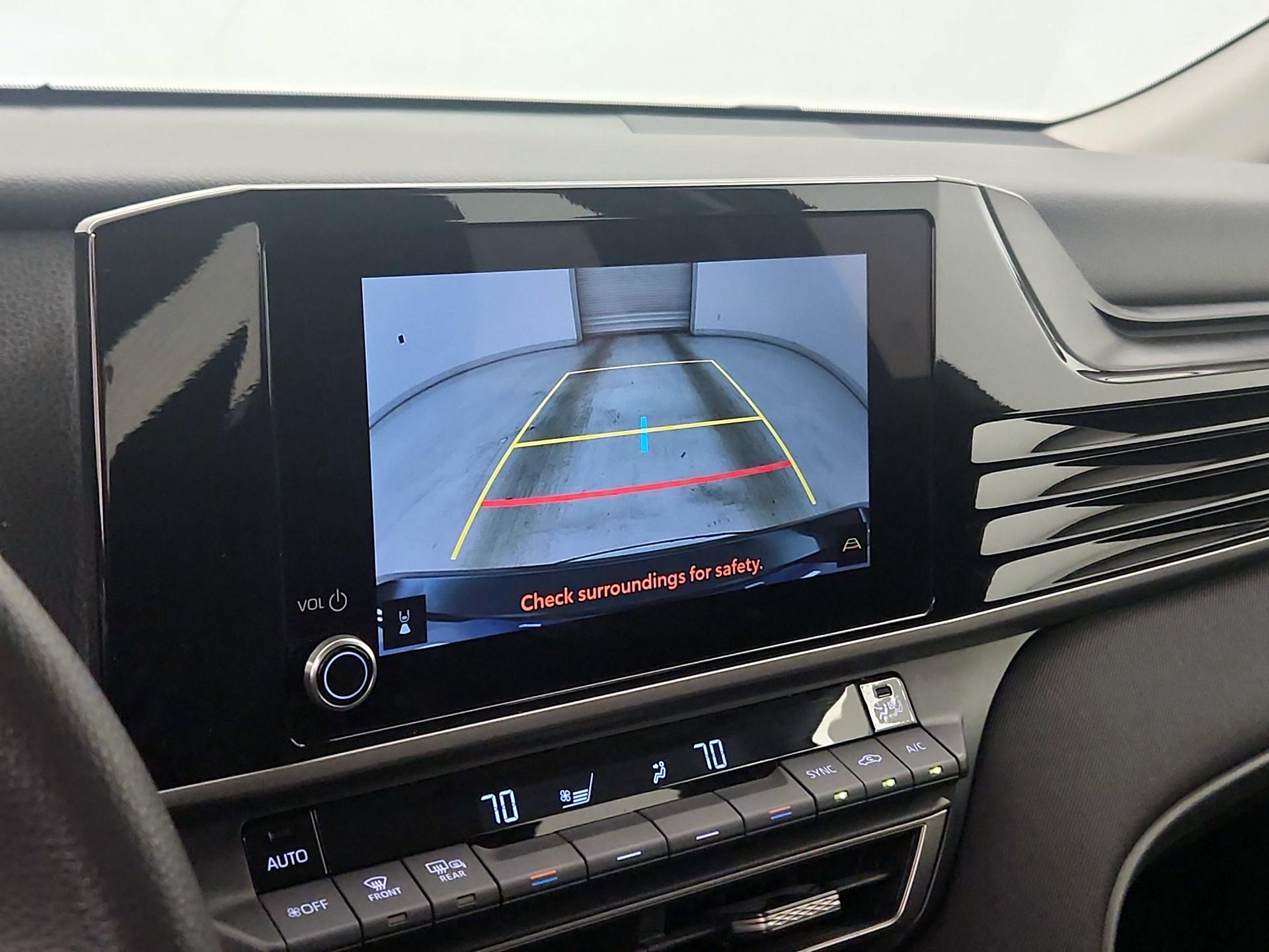 Thumbnail: 2025 Toyota Camry - 14