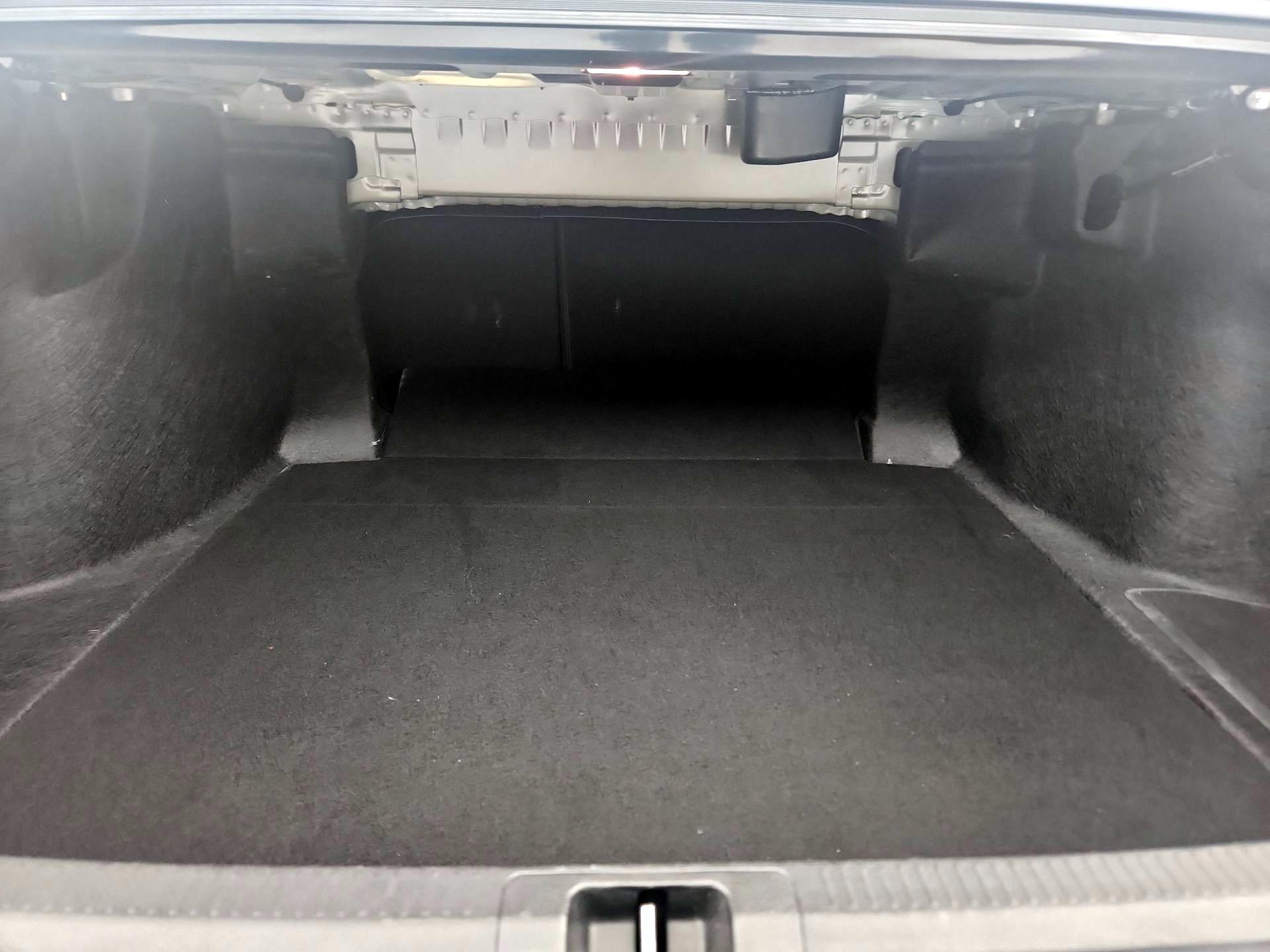 Thumbnail: 2025 Toyota Camry - 20