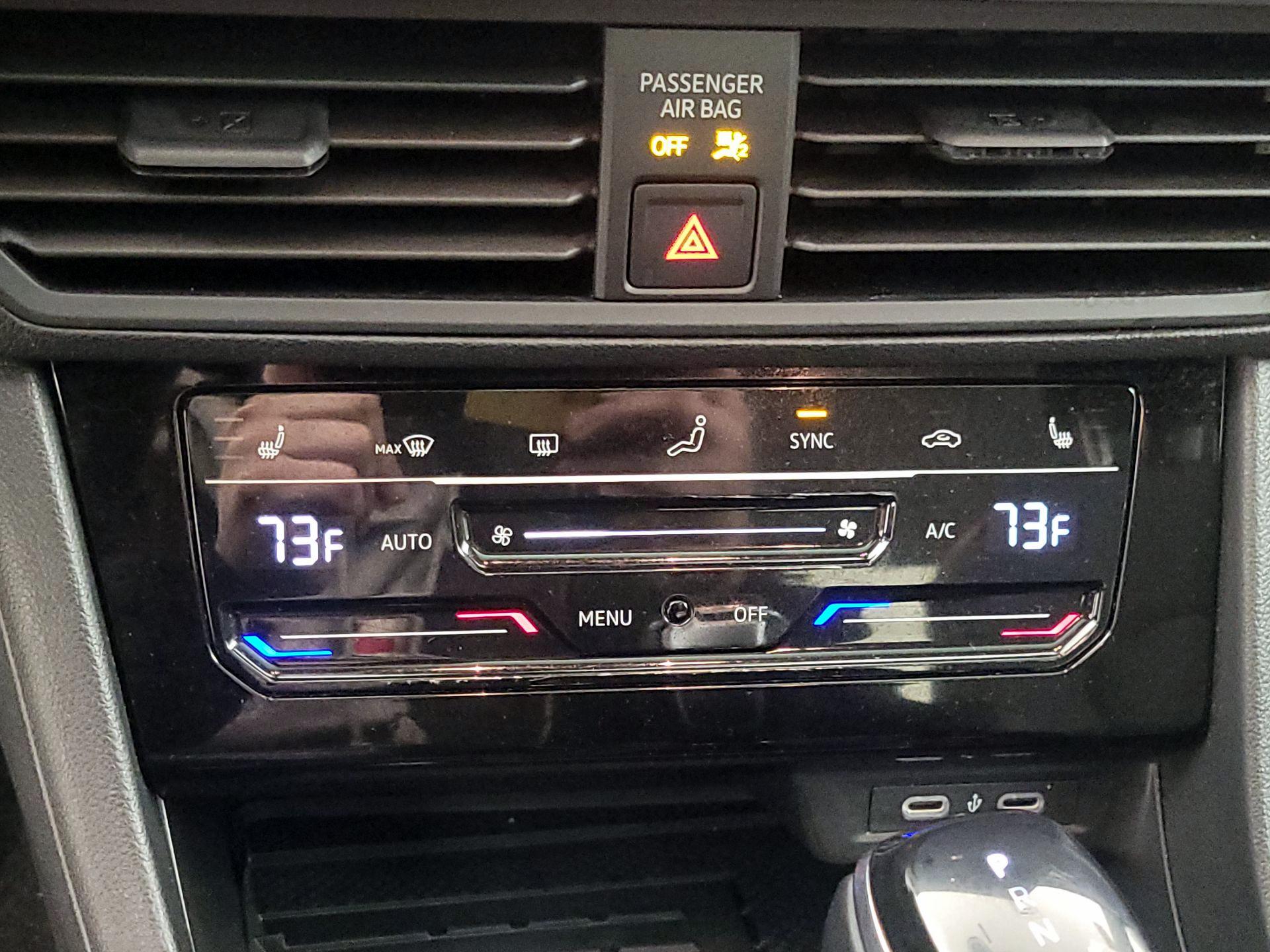 Thumbnail: 2025 Volkswagen Jetta - 16