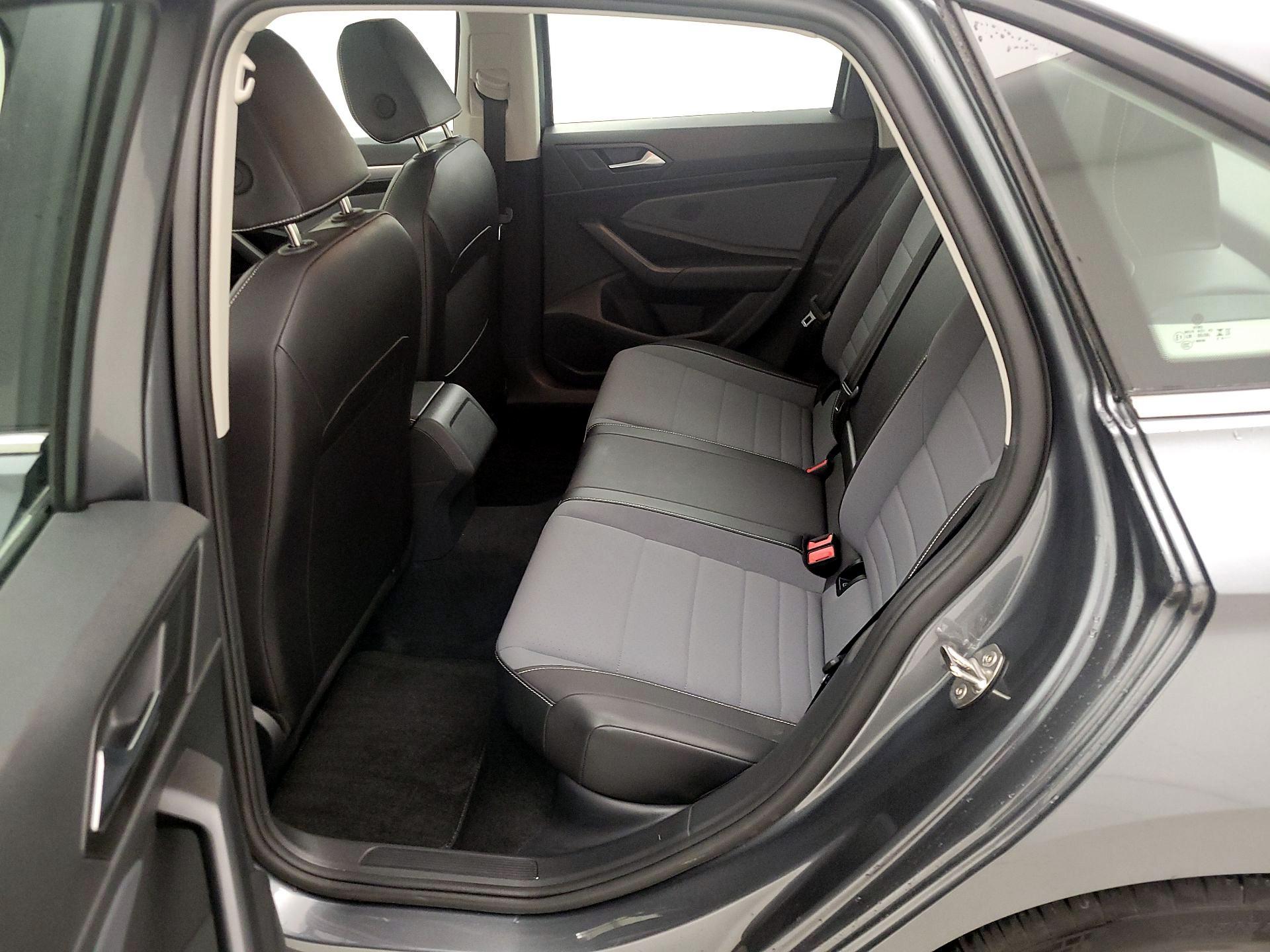 Thumbnail: 2025 Volkswagen Jetta - 20