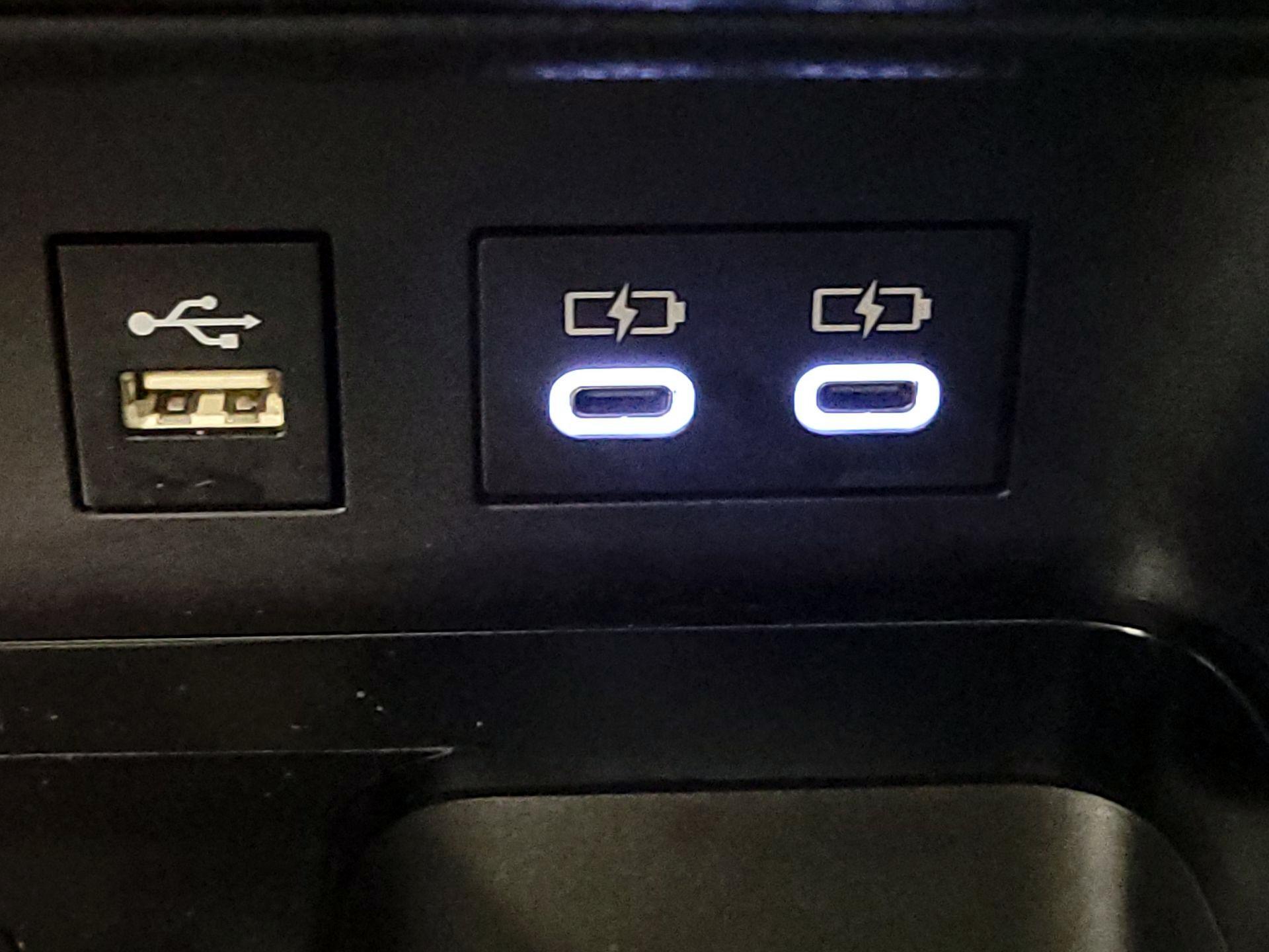 Thumbnail: 2025 Toyota Camry - 18