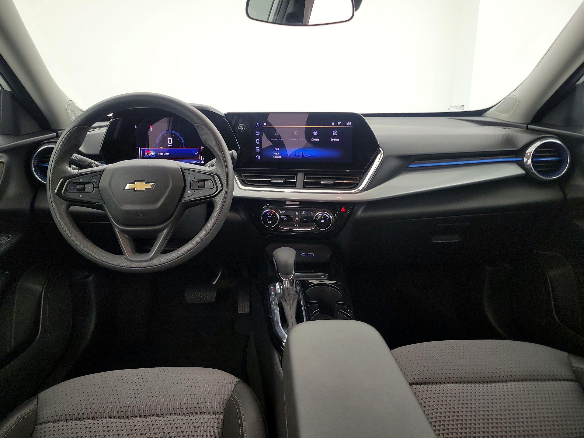 Thumbnail: 2025 Chevrolet Trax - 9