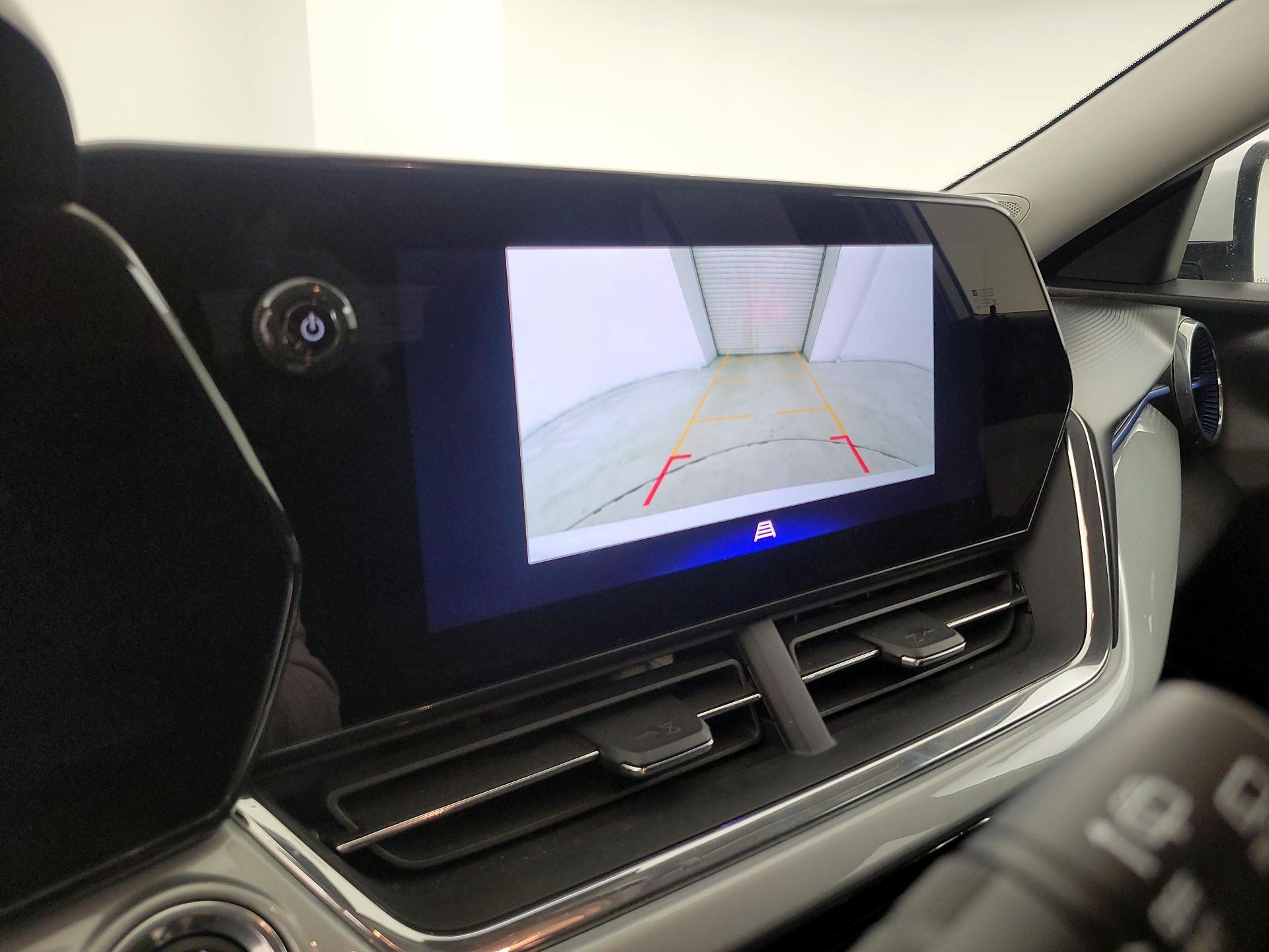 Thumbnail: 2025 Chevrolet Trax - 14