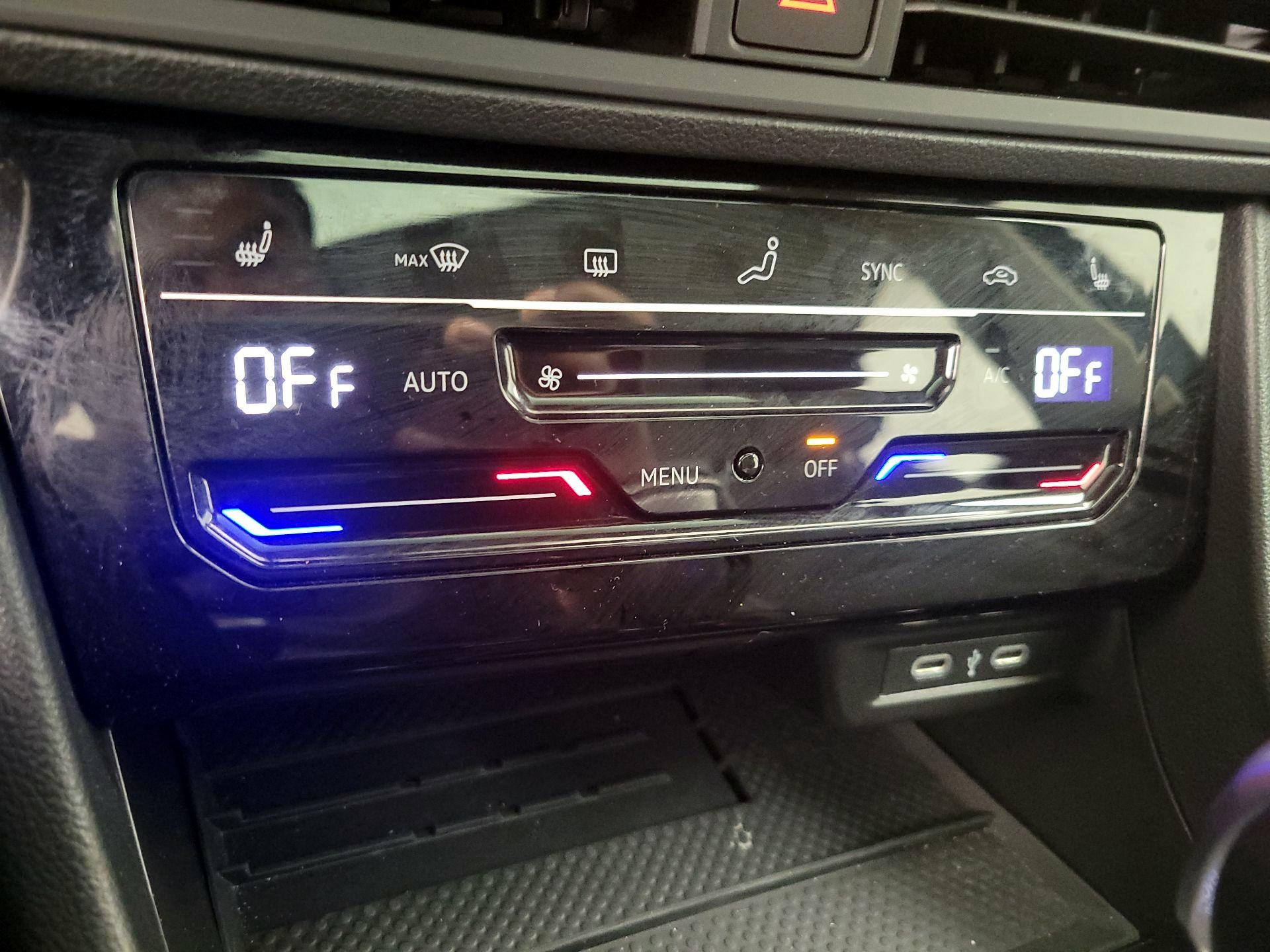 Thumbnail: 2025 Volkswagen Jetta - 16