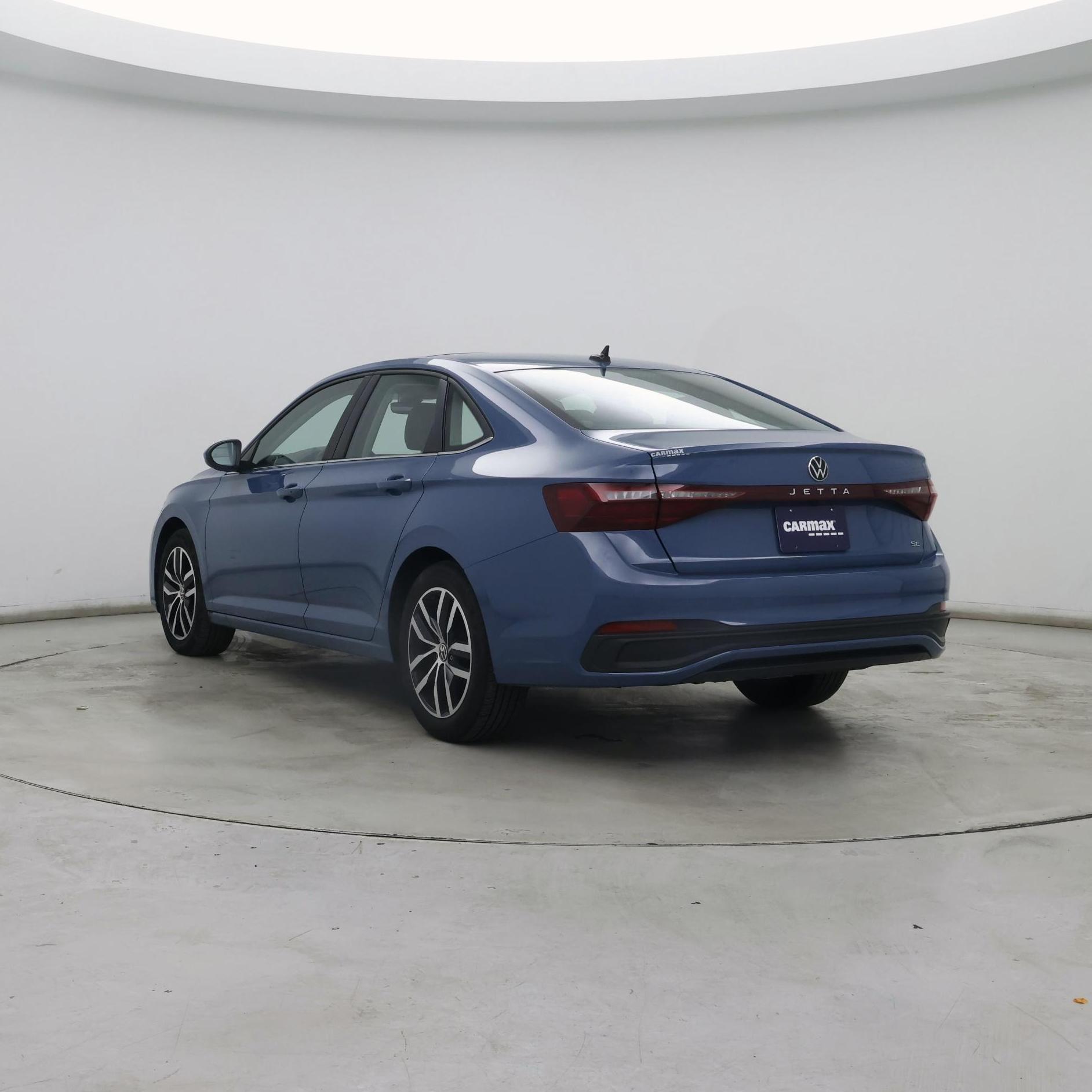 Thumbnail: 2025 Volkswagen Jetta - 2