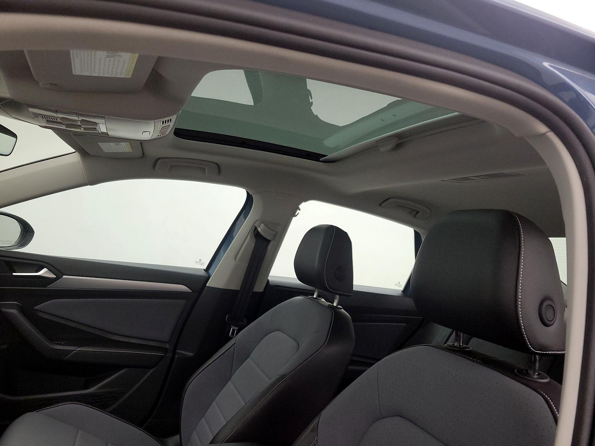 Thumbnail: 2025 Volkswagen Jetta - 19