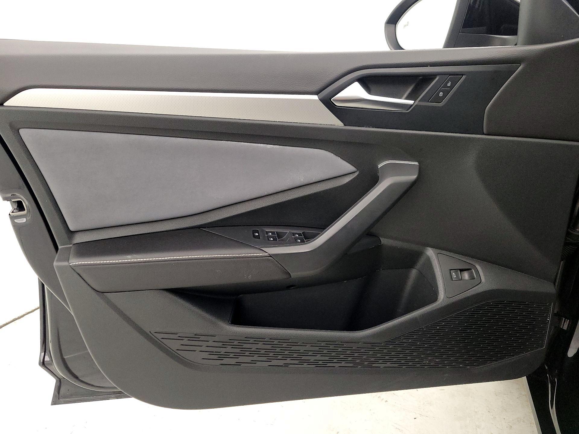 Thumbnail: 2025 Volkswagen Jetta - 12