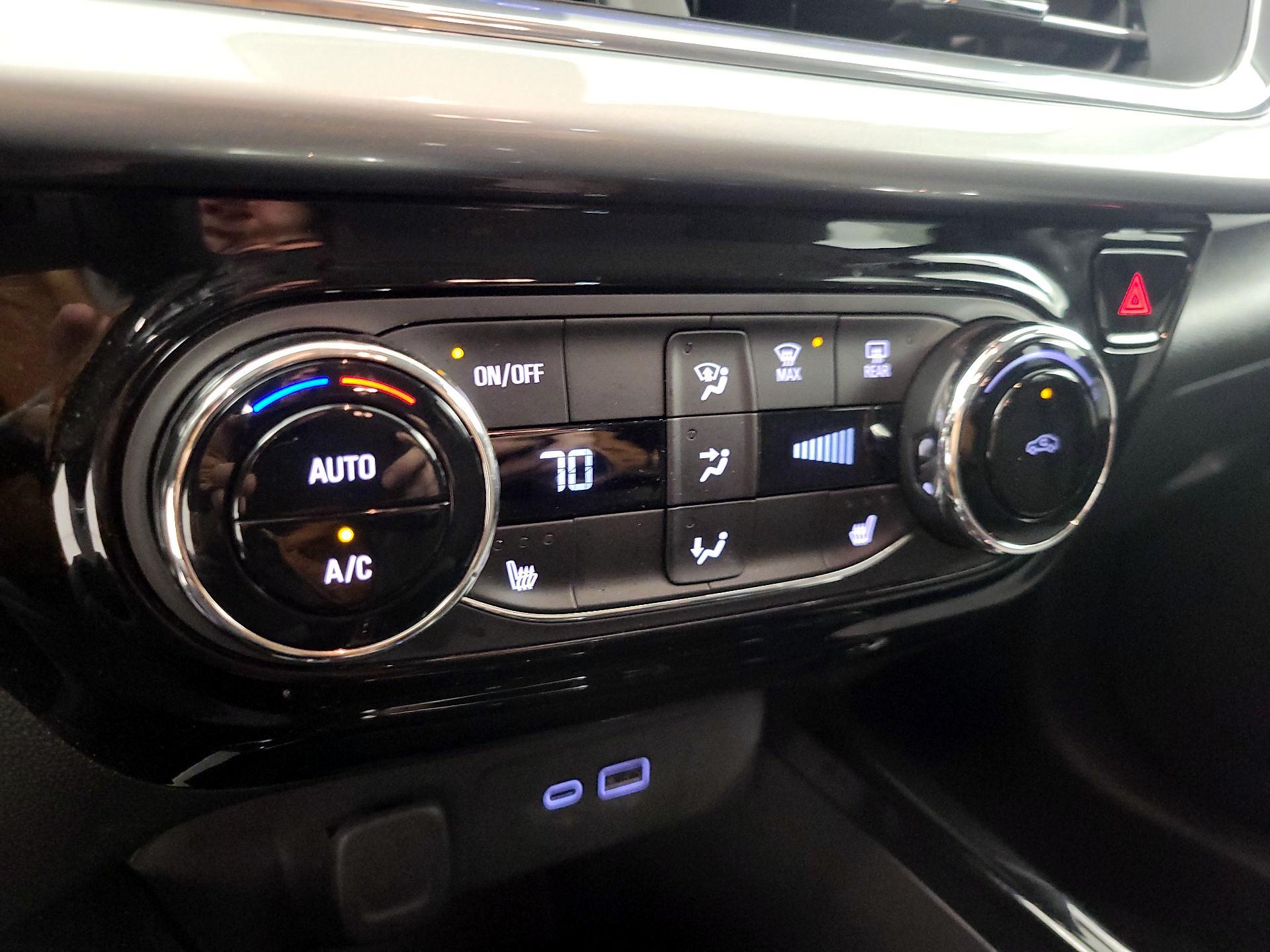 Thumbnail: 2025 Chevrolet Trax - 16