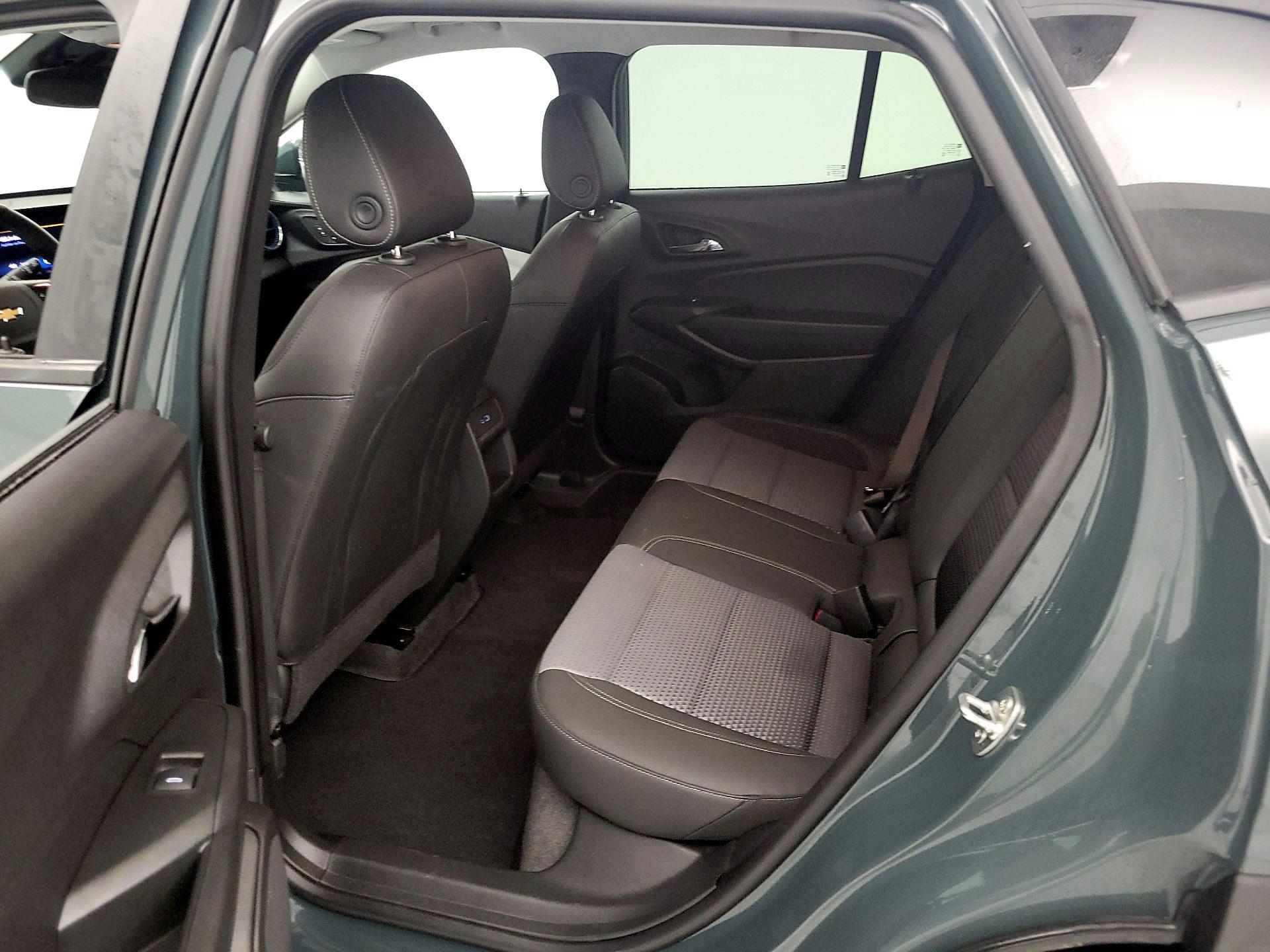 Thumbnail: 2025 Chevrolet Trax - 19