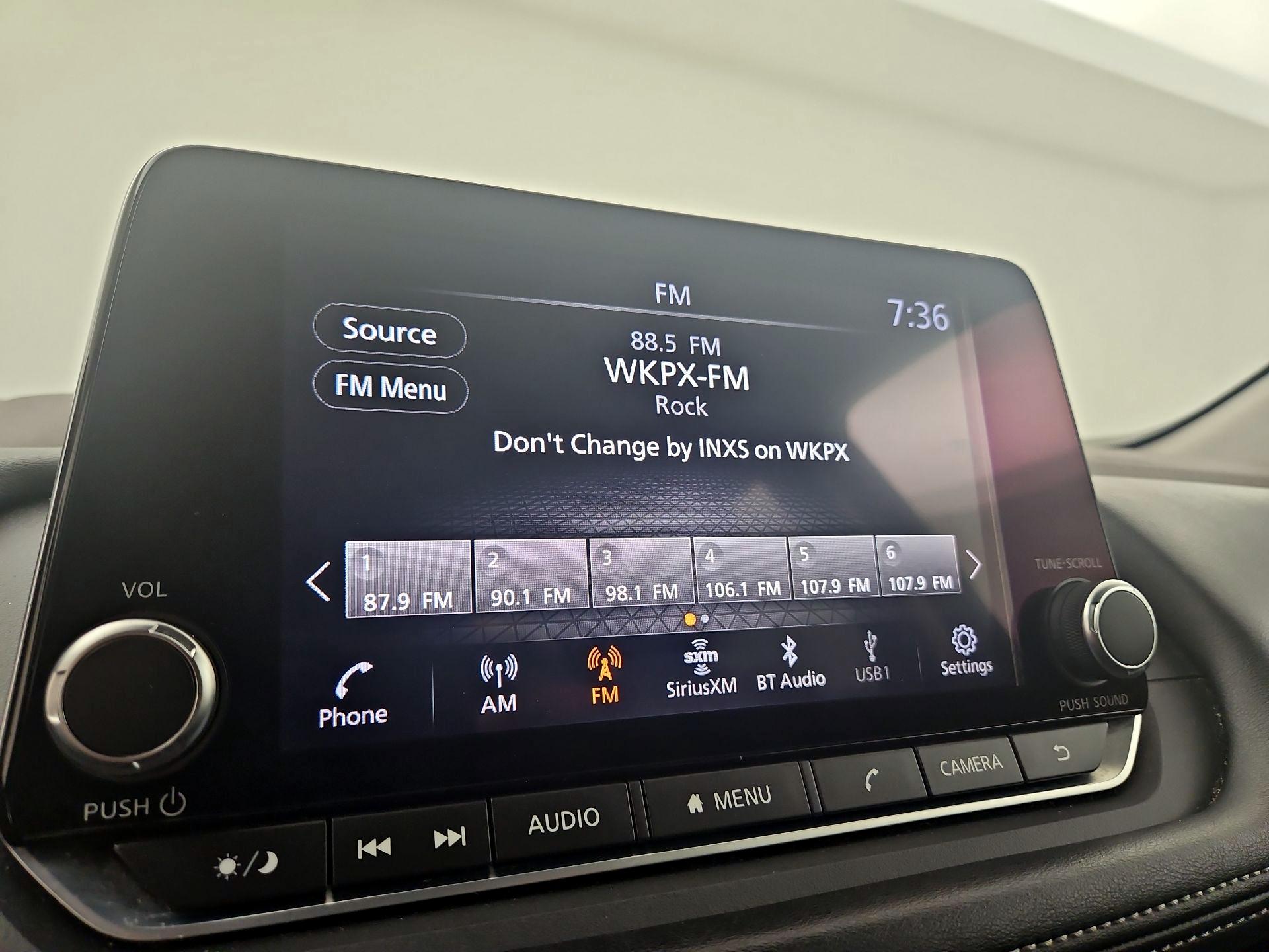 Thumbnail: 2023 Nissan Rogue - 15