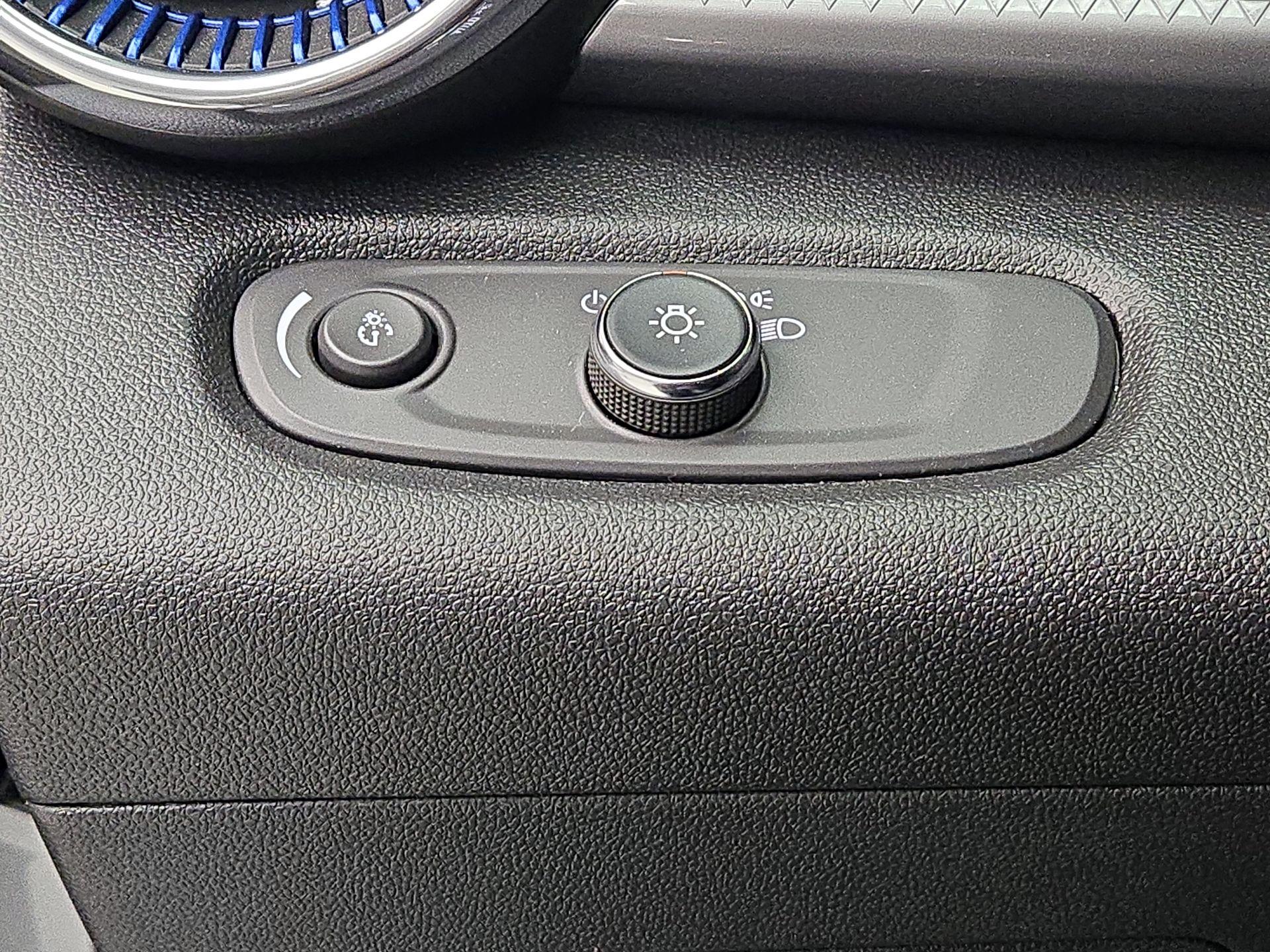 Thumbnail: 2025 Chevrolet Trax - 13