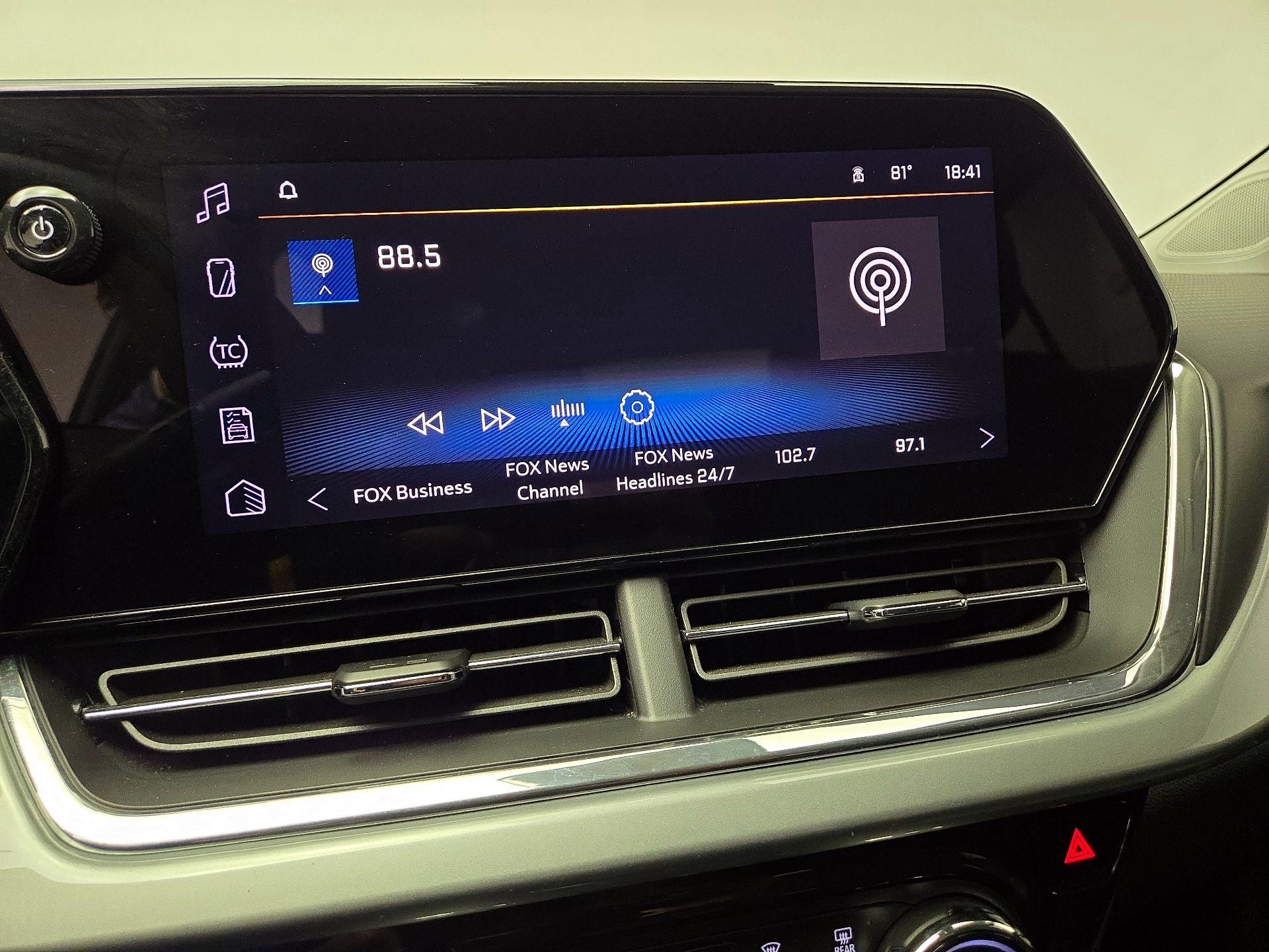 Thumbnail: 2025 Chevrolet Trax - 15