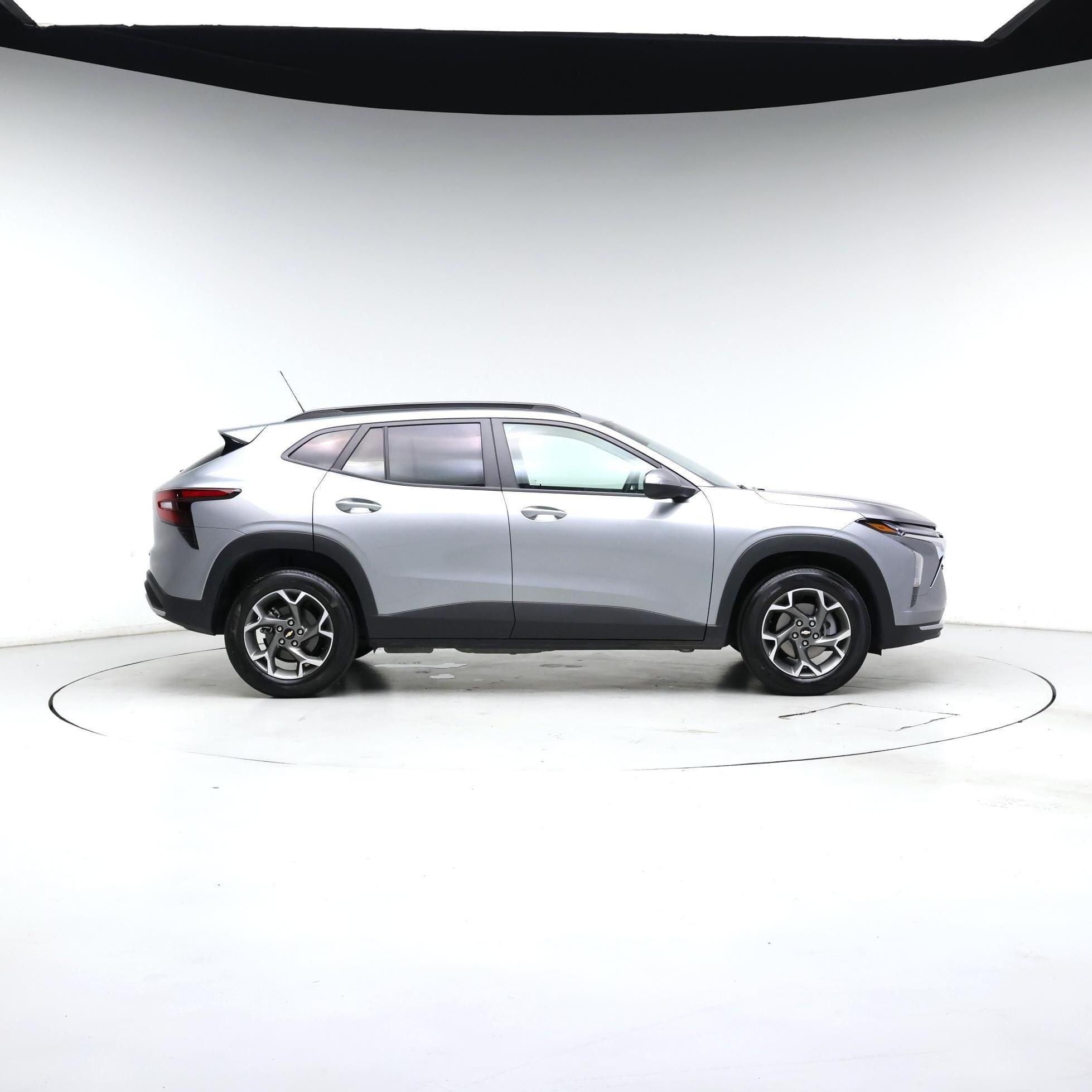 Thumbnail: 2025 Chevrolet Trax - 7