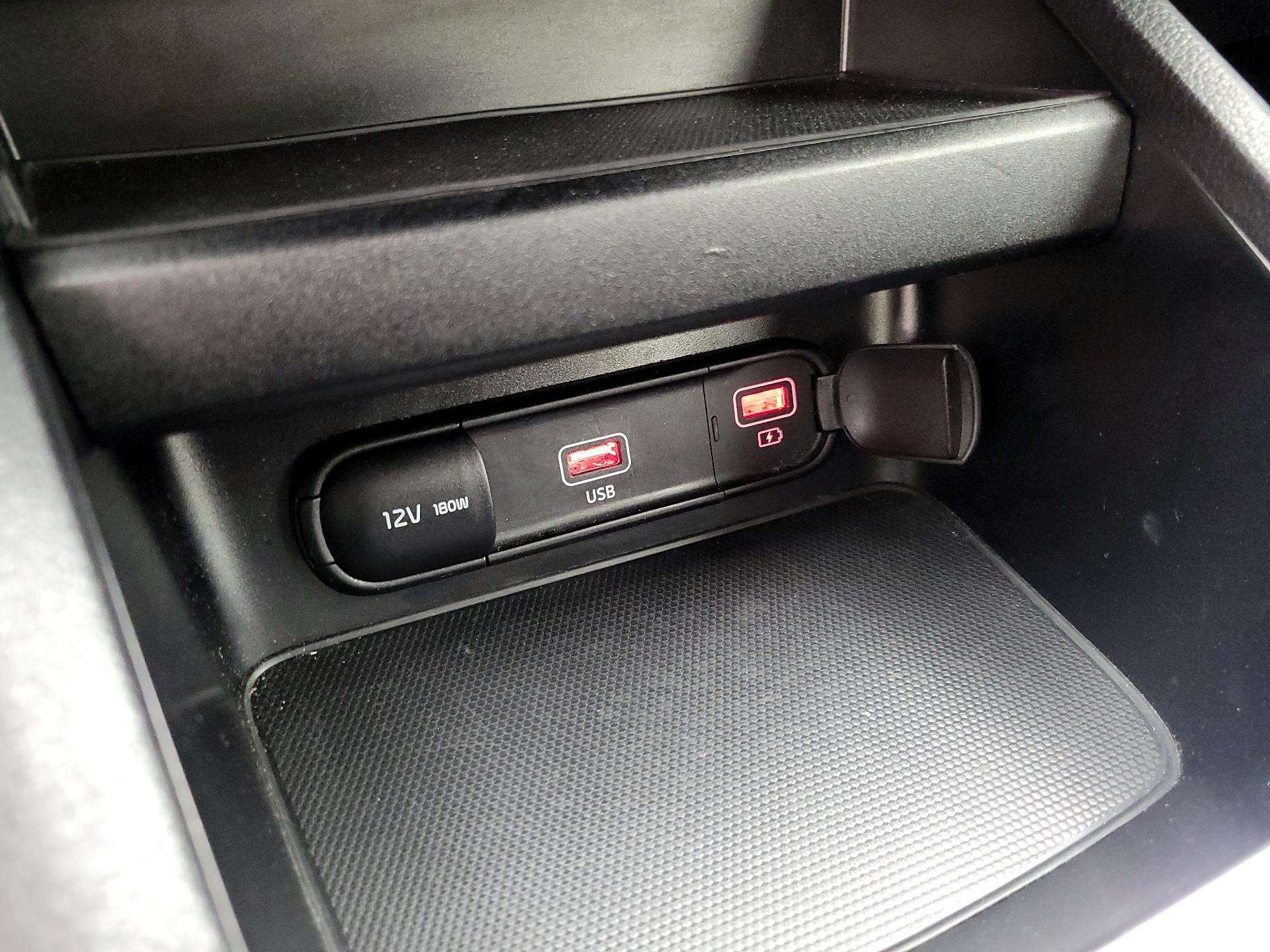 Thumbnail: 2024 Kia Forte - 18