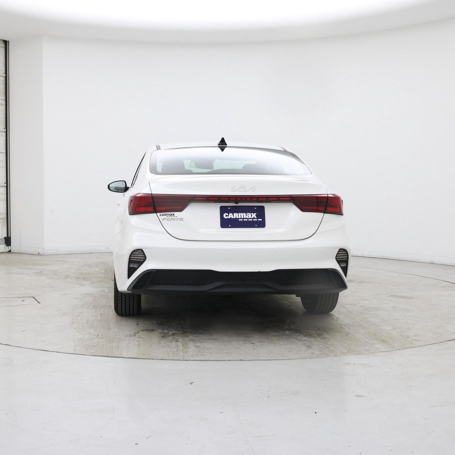 Thumbnail: 2024 Kia Forte - 6