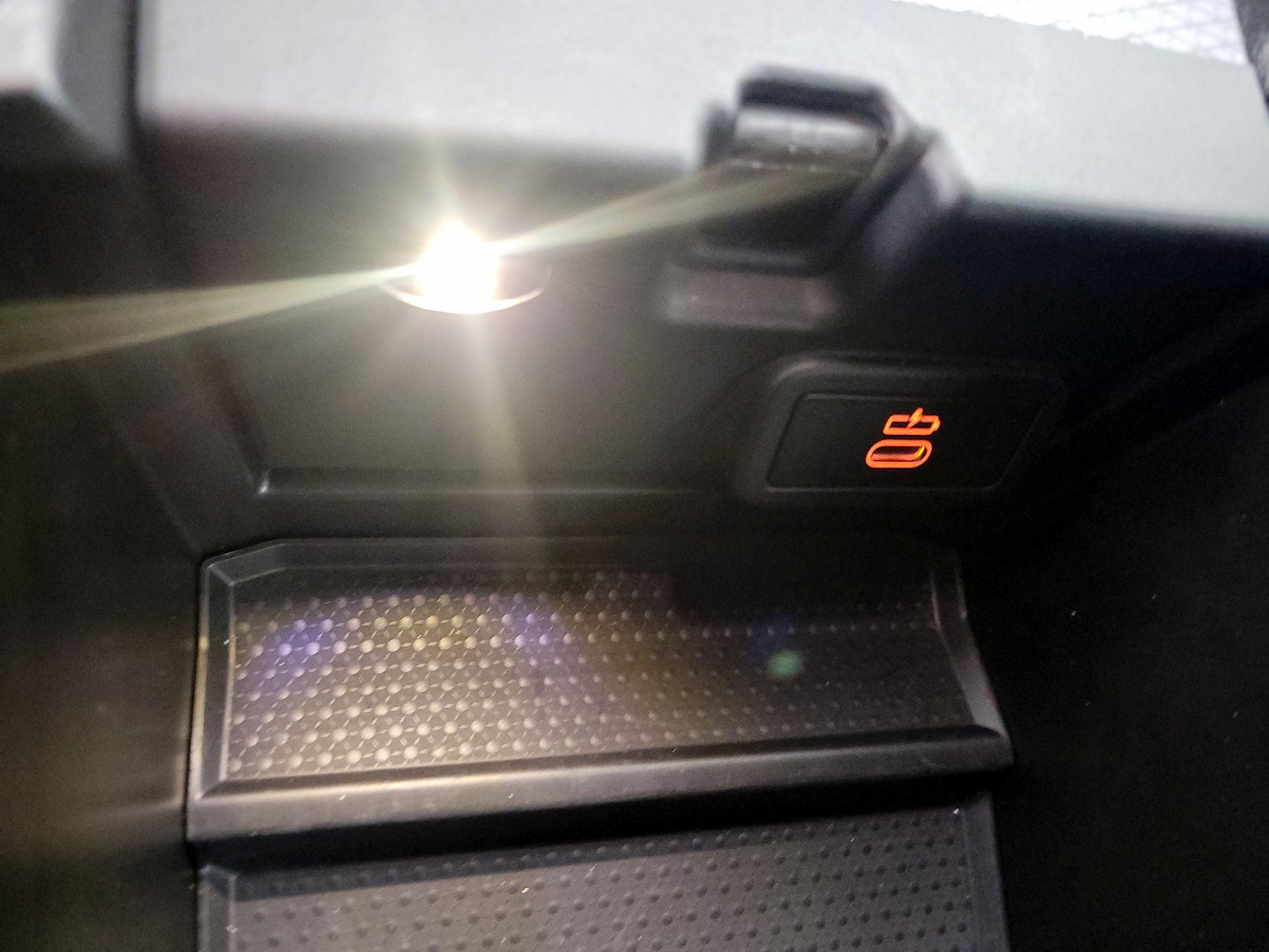 Thumbnail: 2025 BMW 4 Series - 19