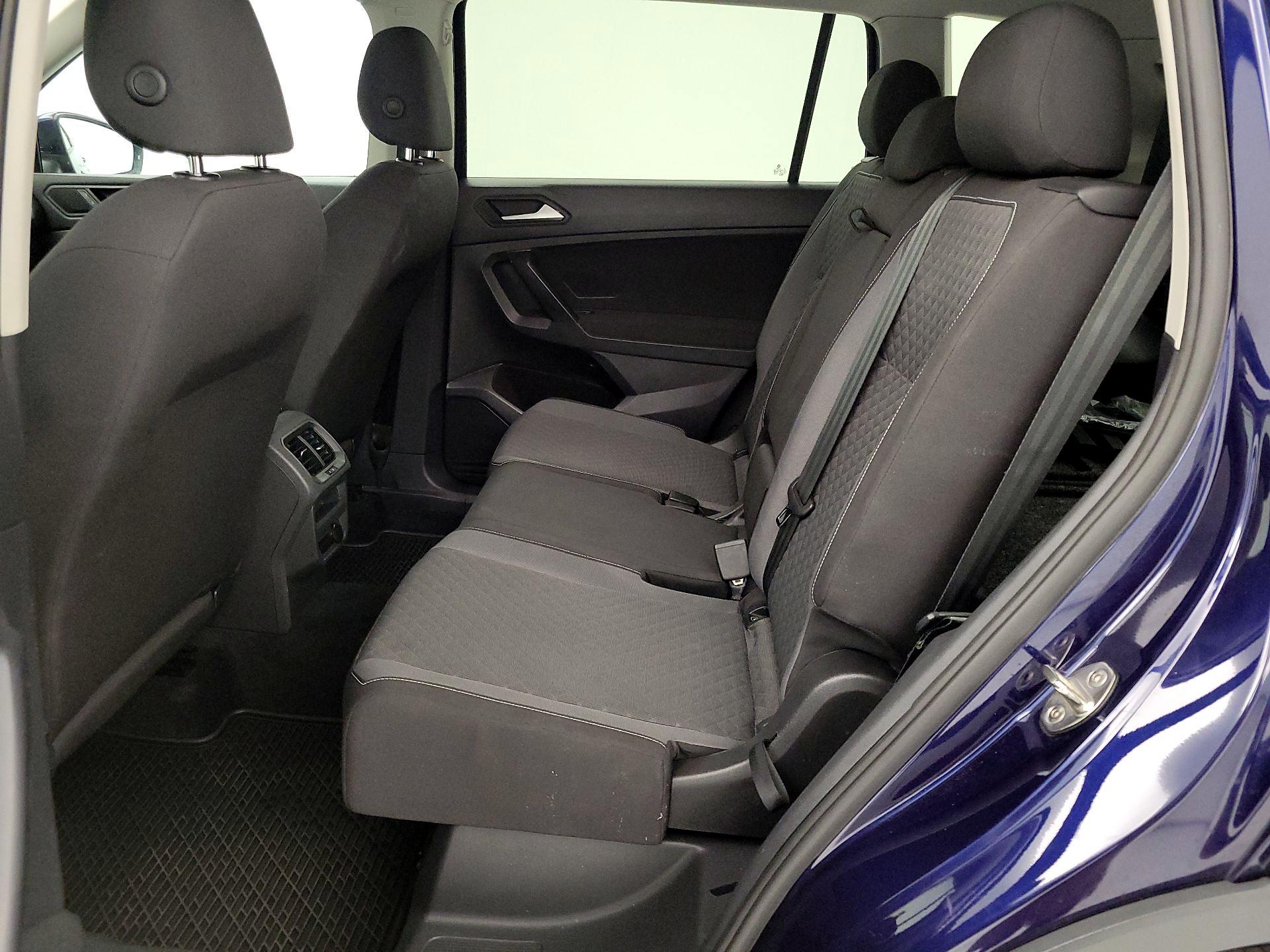 Thumbnail: 2021 Volkswagen Tiguan - 19