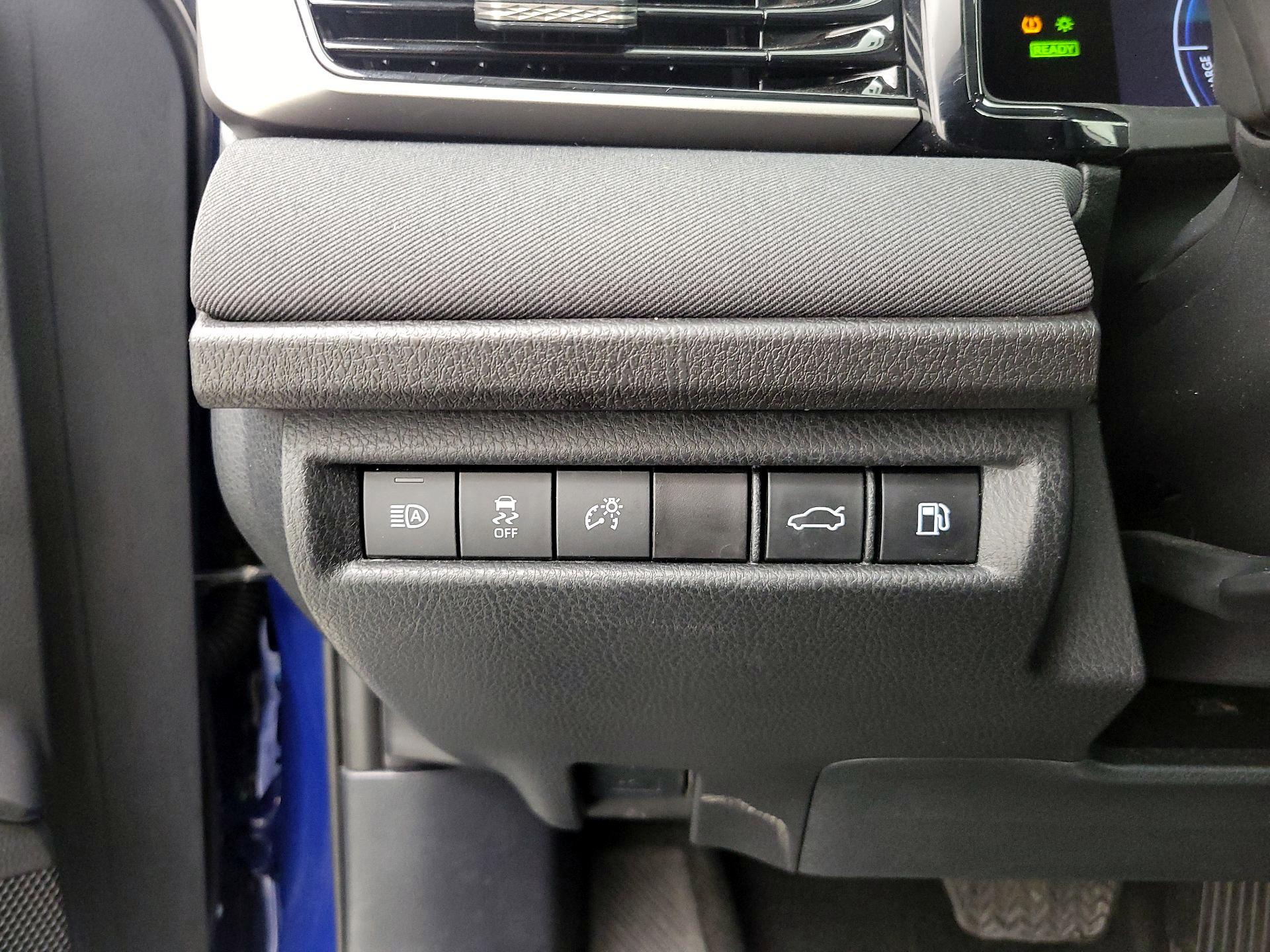 Thumbnail: 2025 Toyota Camry - 13