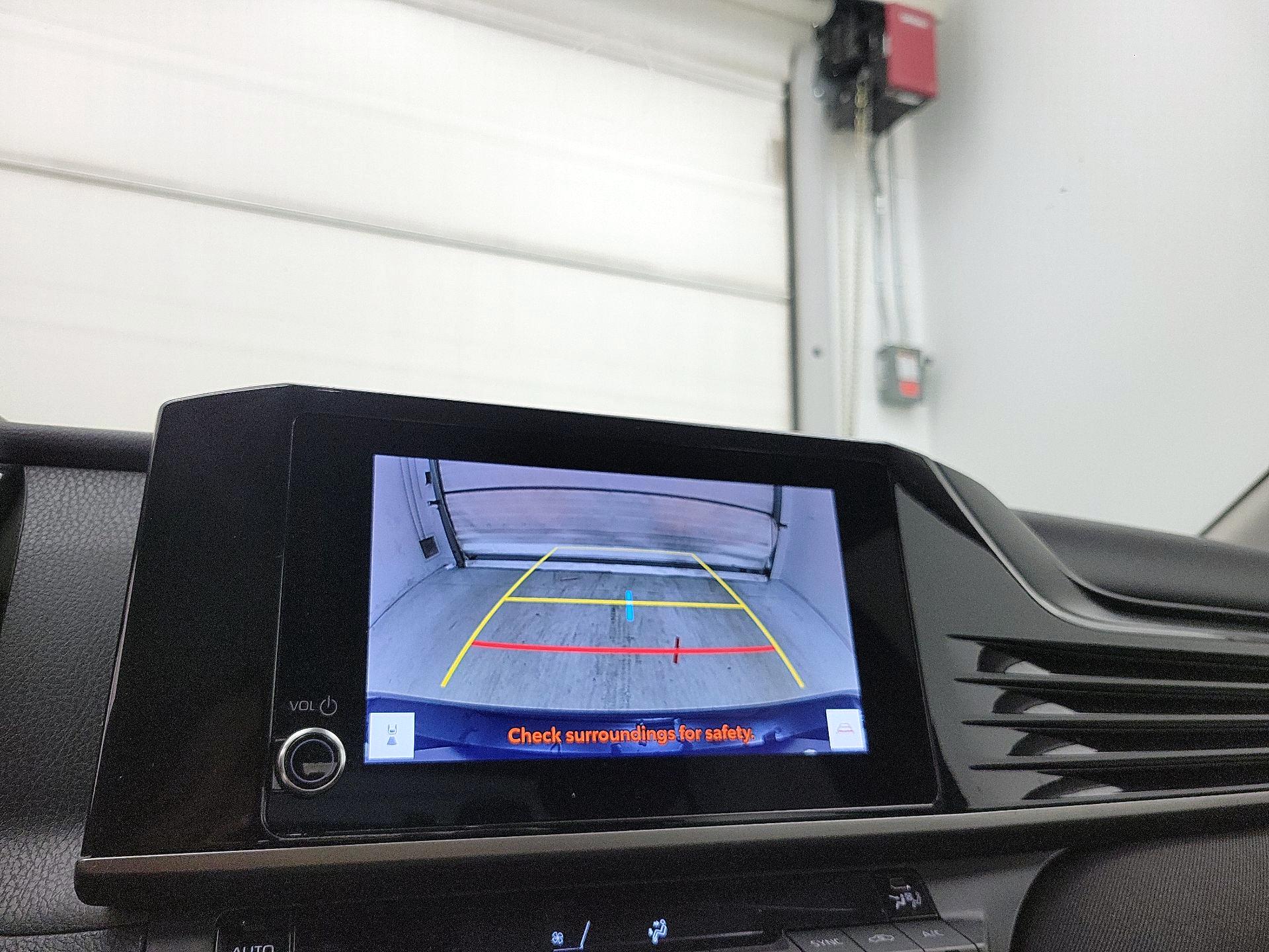 Thumbnail: 2025 Toyota Camry - 14