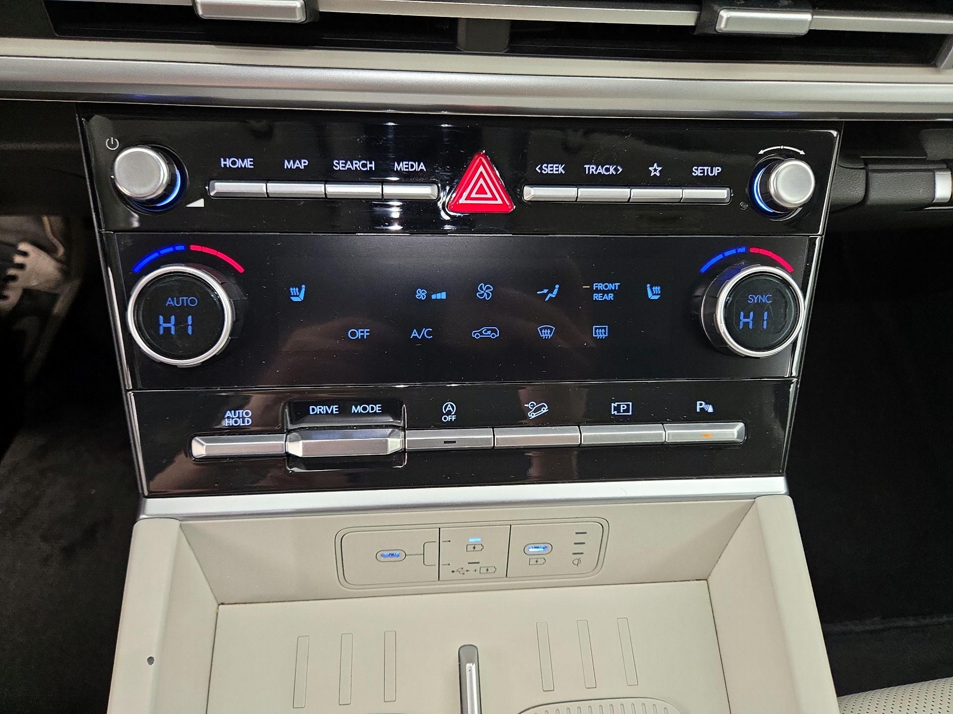 Thumbnail: 2025 Hyundai Santa Fe - 16