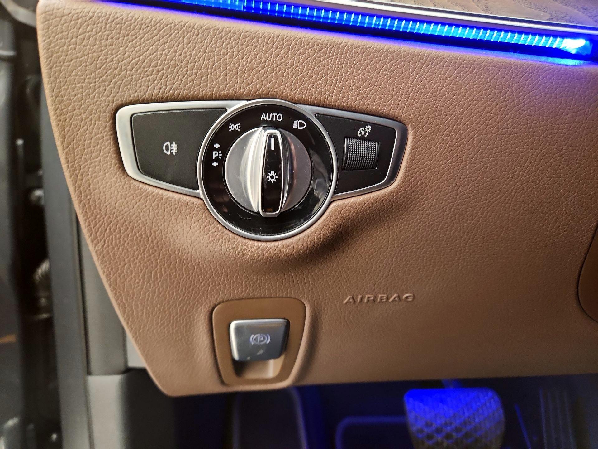 Thumbnail: 2017 Mercedes-Benz E-Class - 13