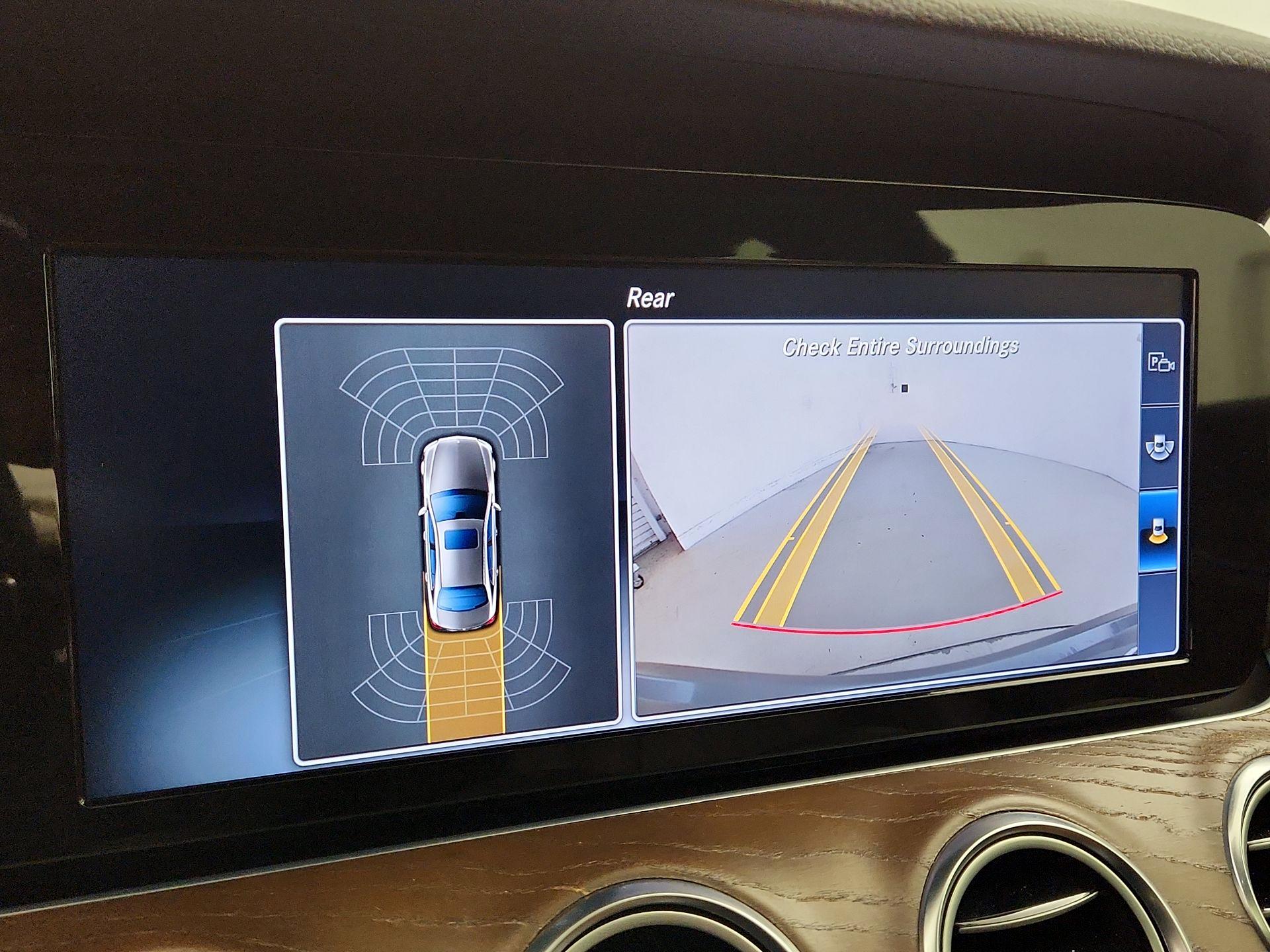 Thumbnail: 2017 Mercedes-Benz E-Class - 15