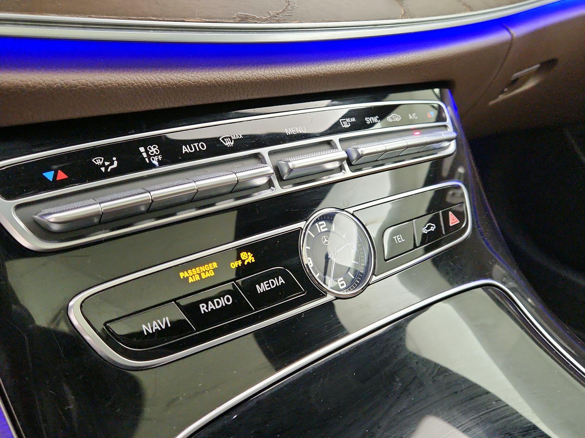 Thumbnail: 2017 Mercedes-Benz E-Class - 17