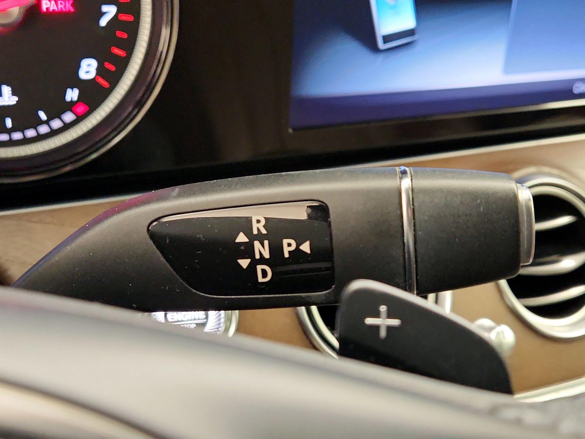 Thumbnail: 2017 Mercedes-Benz E-Class - 18