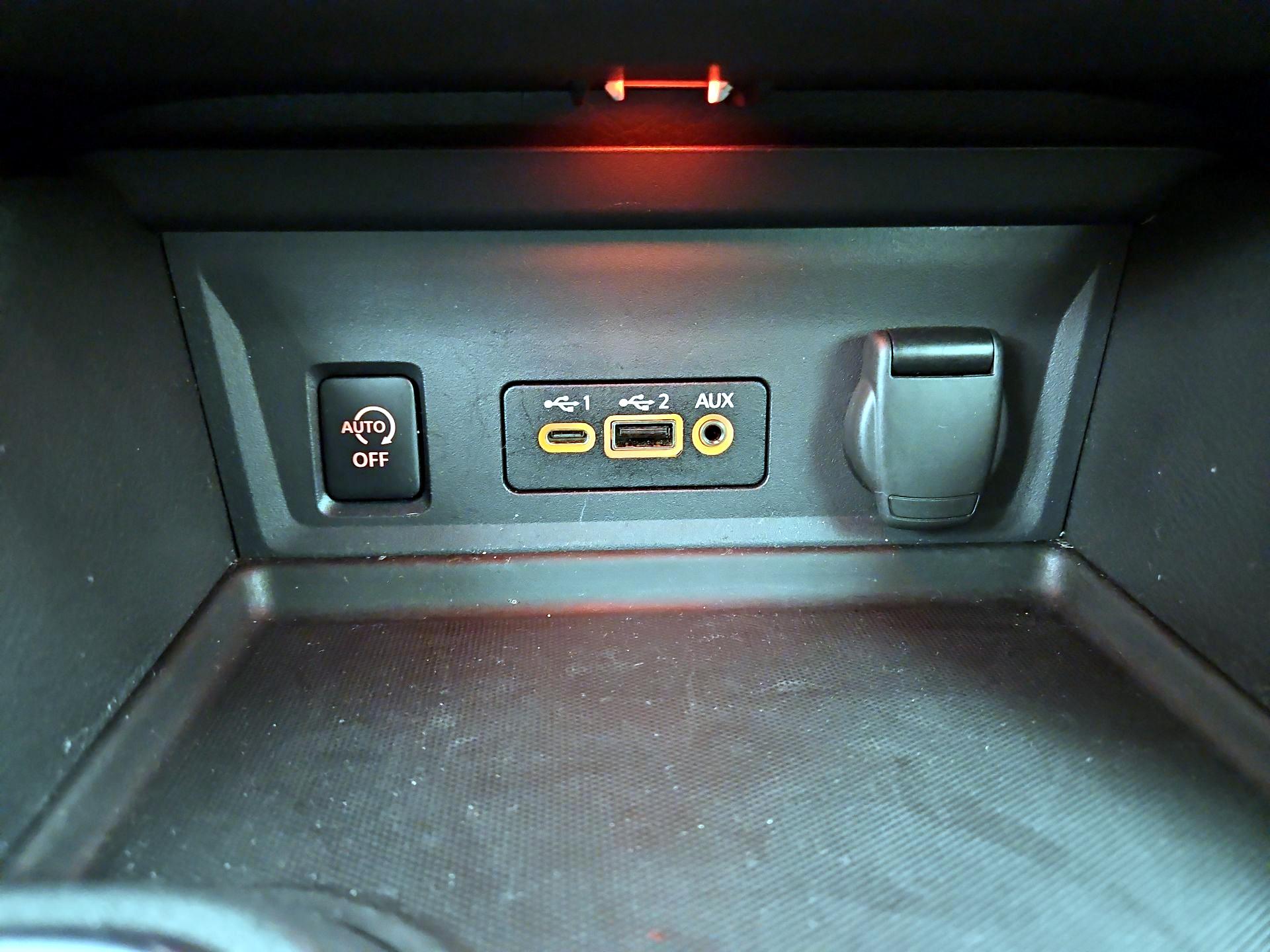 Thumbnail: 2024 Nissan Sentra - 18