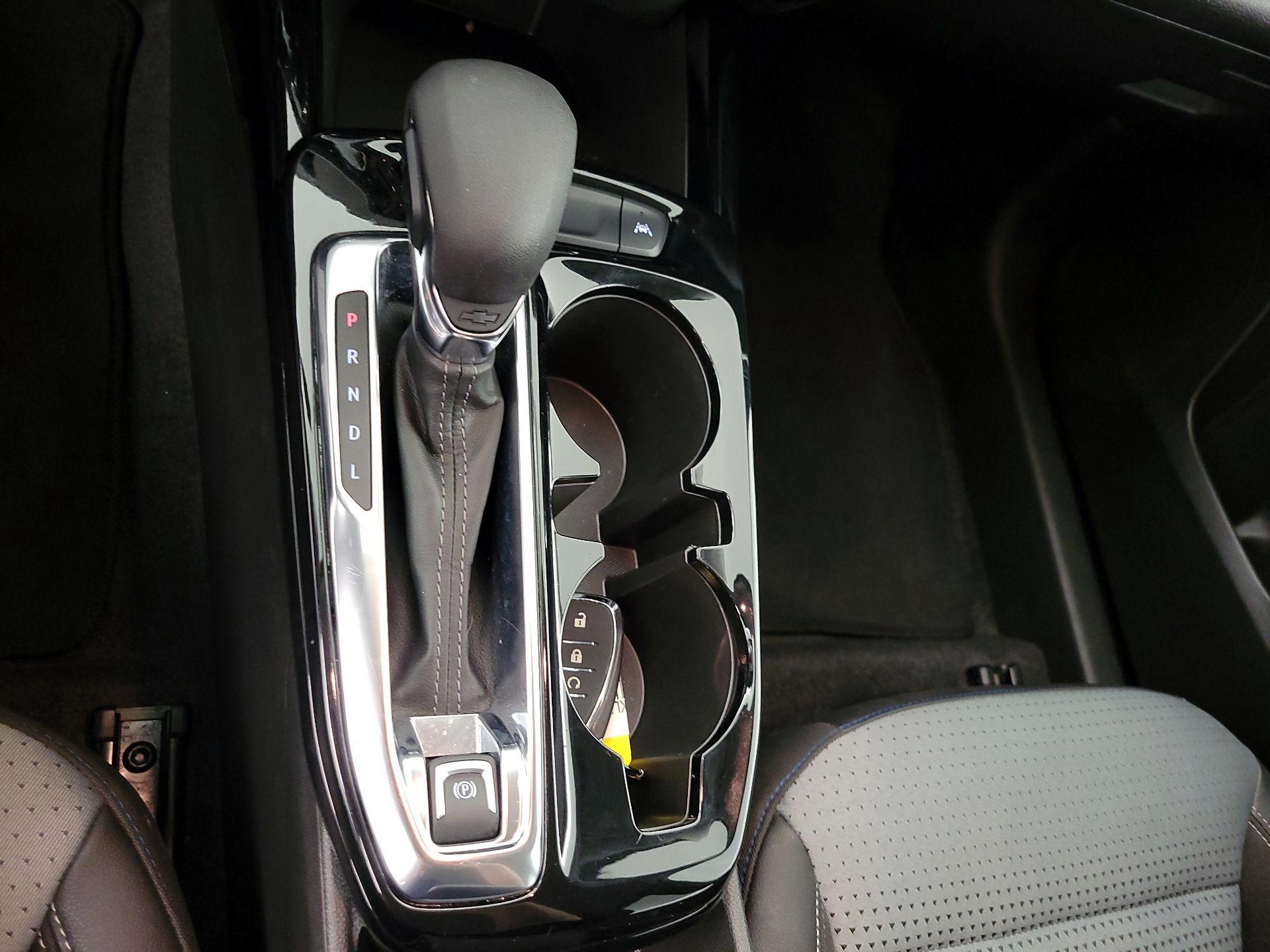 Thumbnail: 2025 Chevrolet Trax - 17