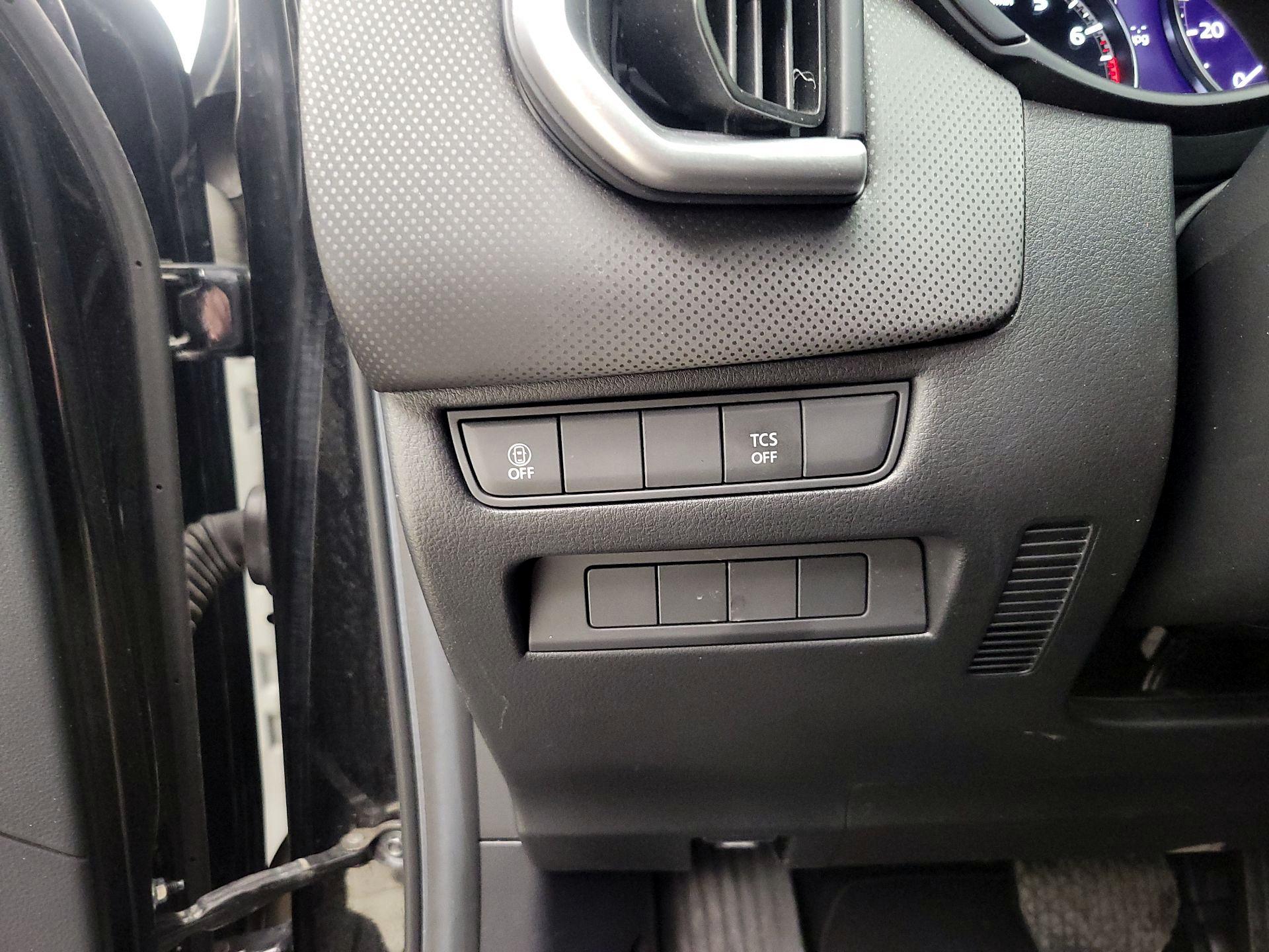 Thumbnail: 2025 Mazda CX-50 - 13