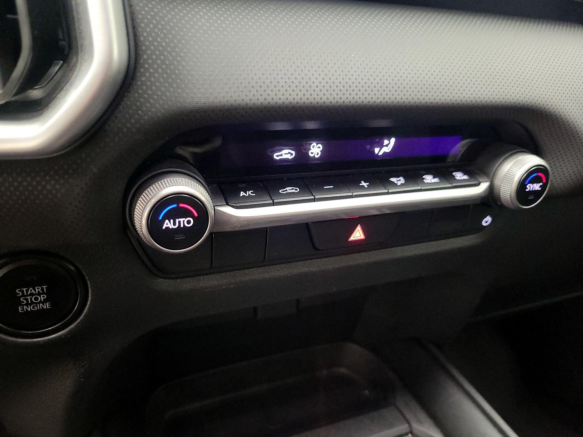 Thumbnail: 2025 Mazda CX-50 - 17