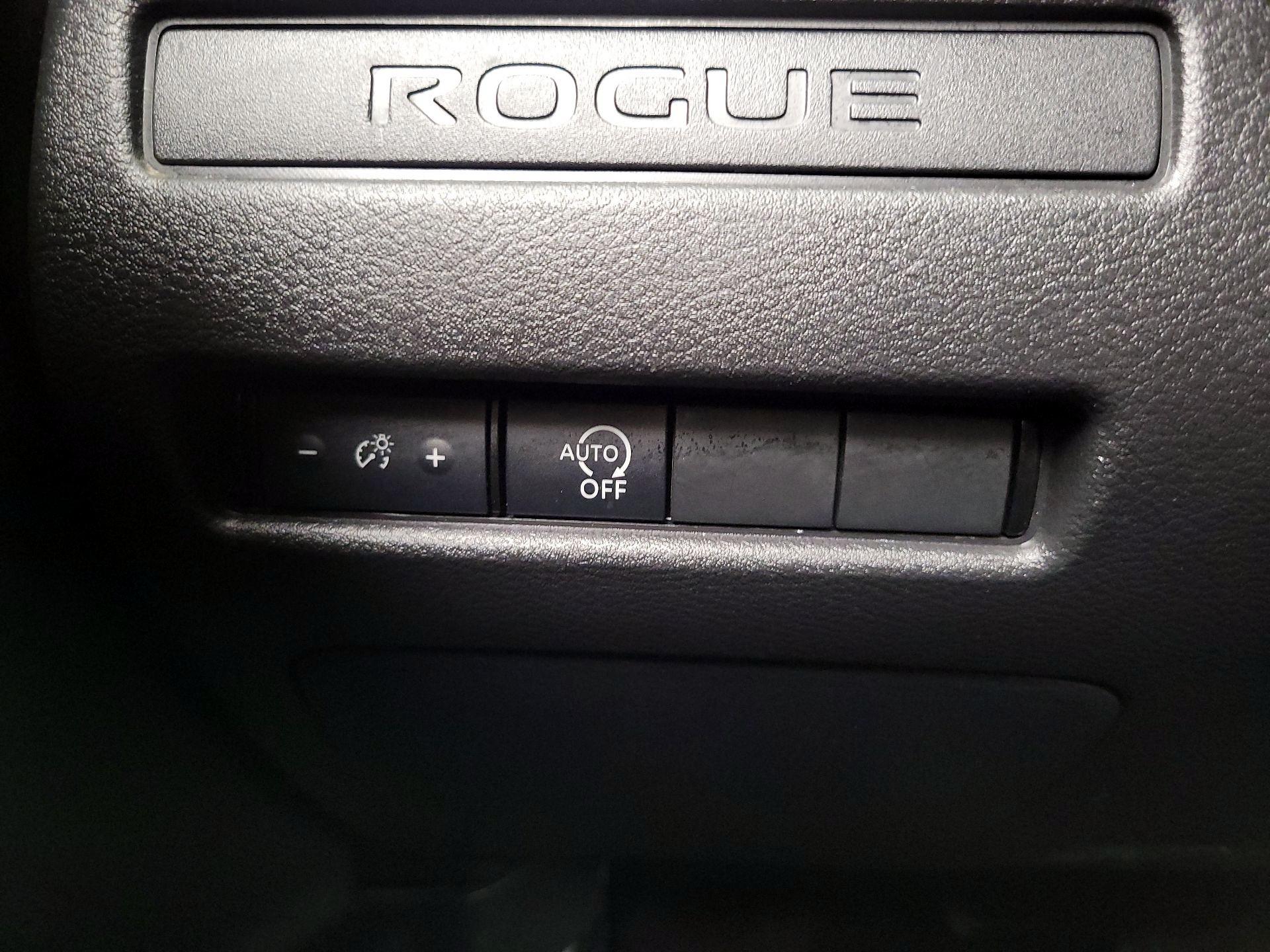 Thumbnail: 2023 Nissan Rogue - 13