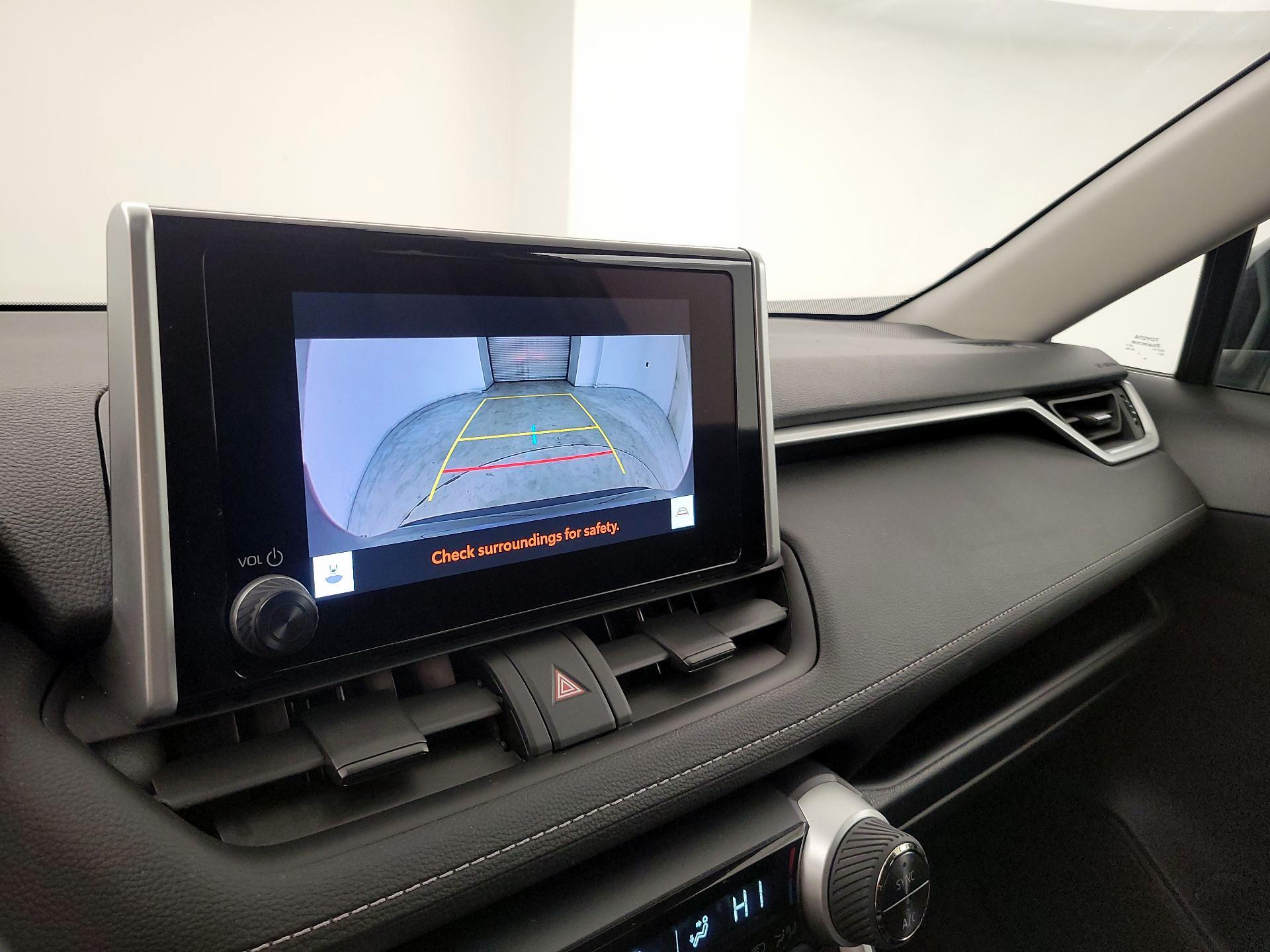 Thumbnail: 2025 Toyota RAV4 - 14