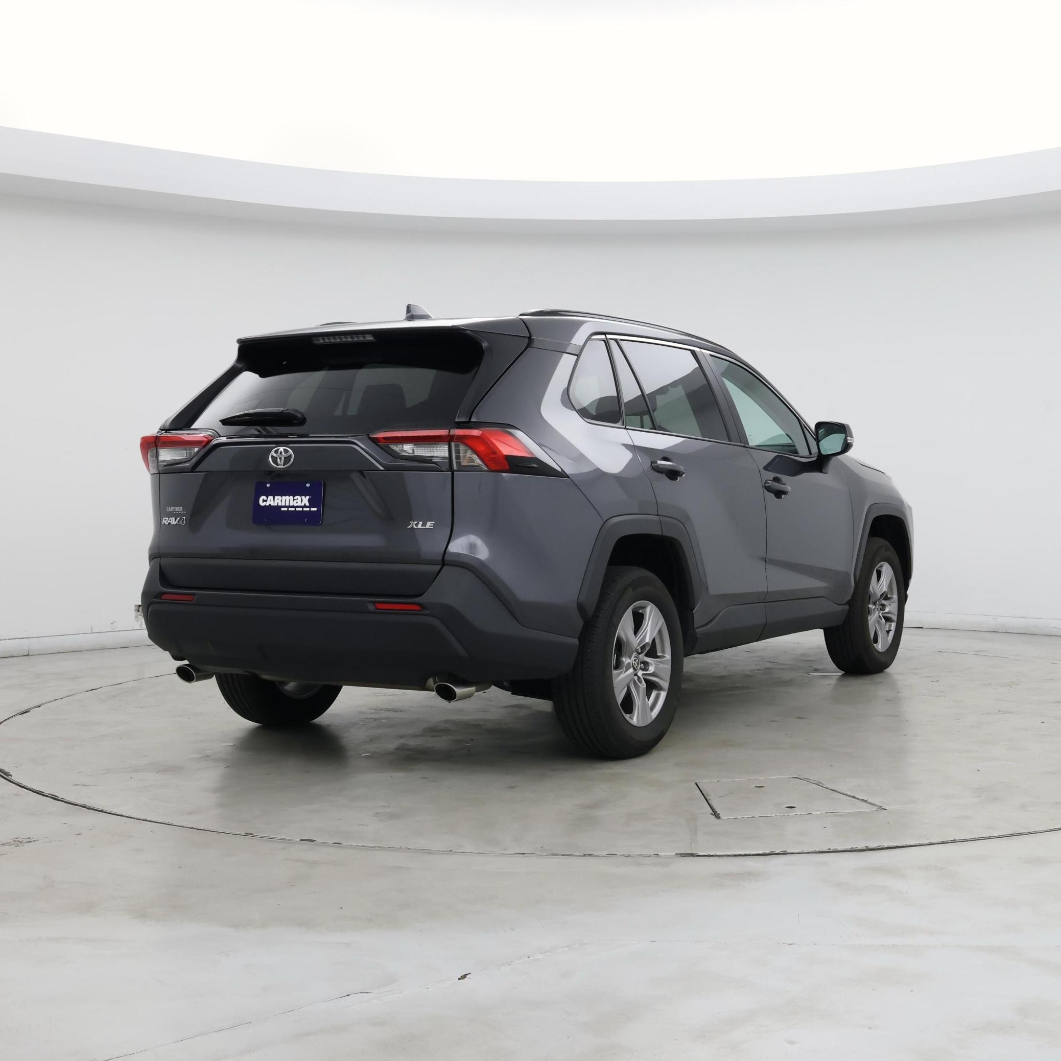 Thumbnail: 2025 Toyota RAV4 - 8