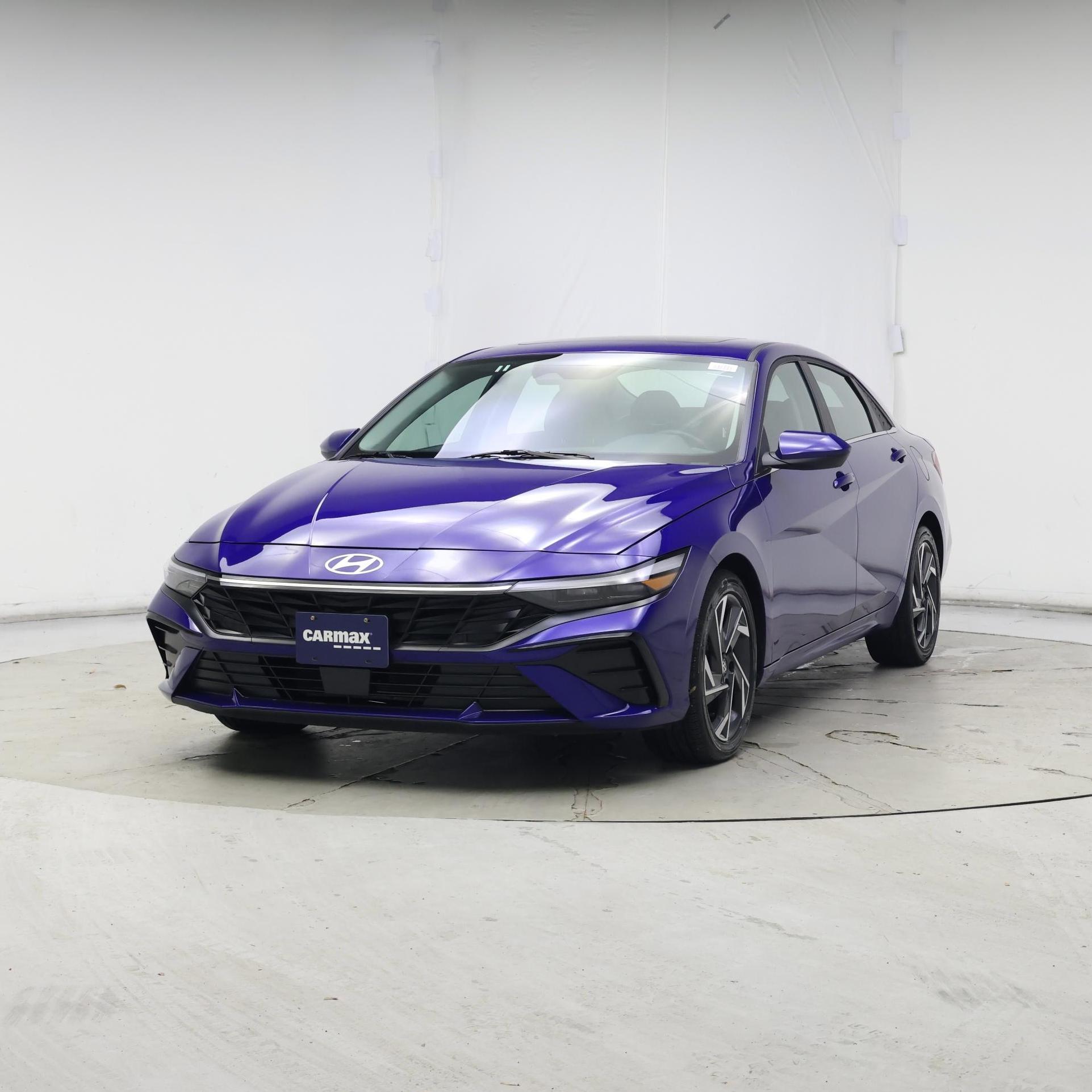 Thumbnail: 2025 Hyundai Elantra - 4