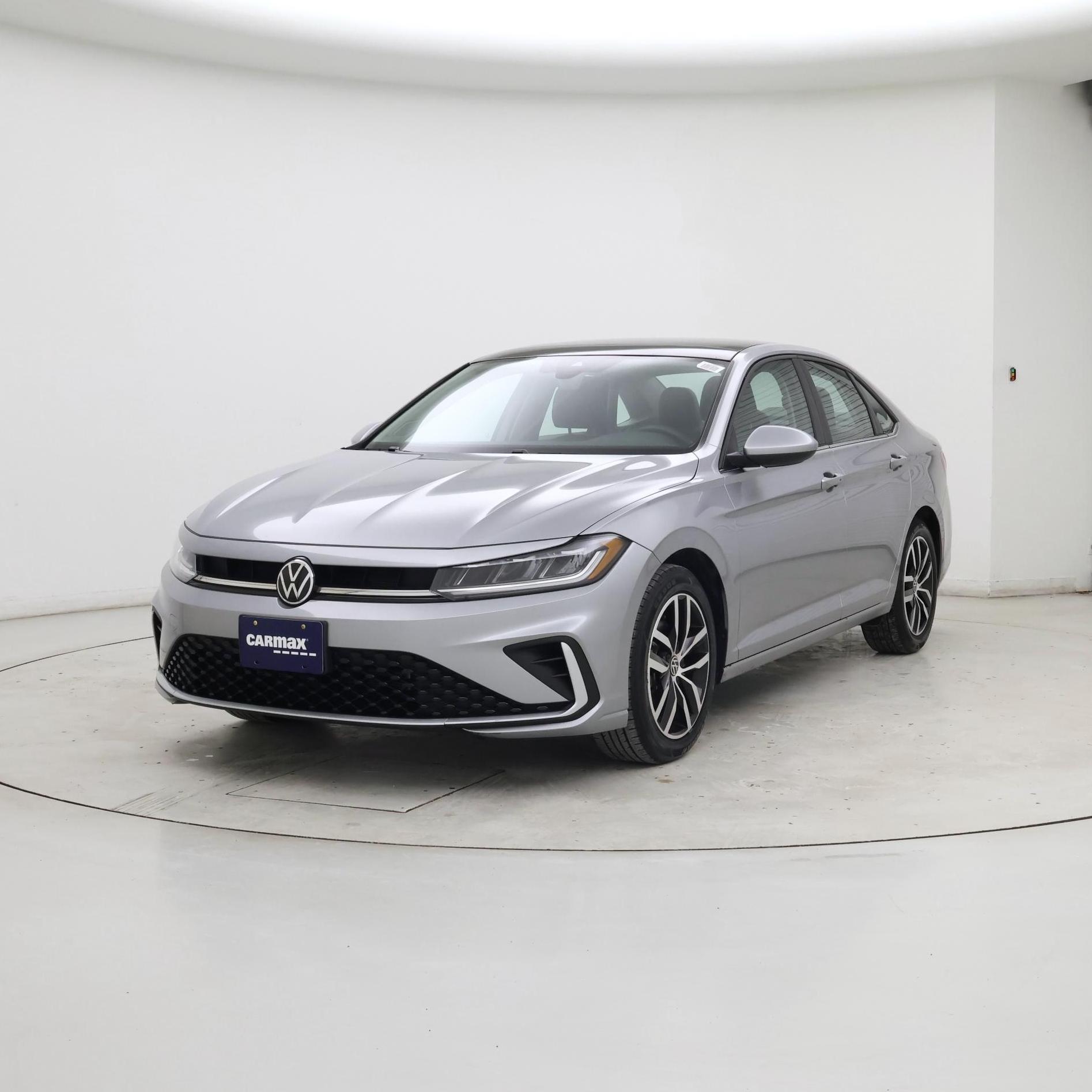 Thumbnail: 2025 Volkswagen Jetta - 4