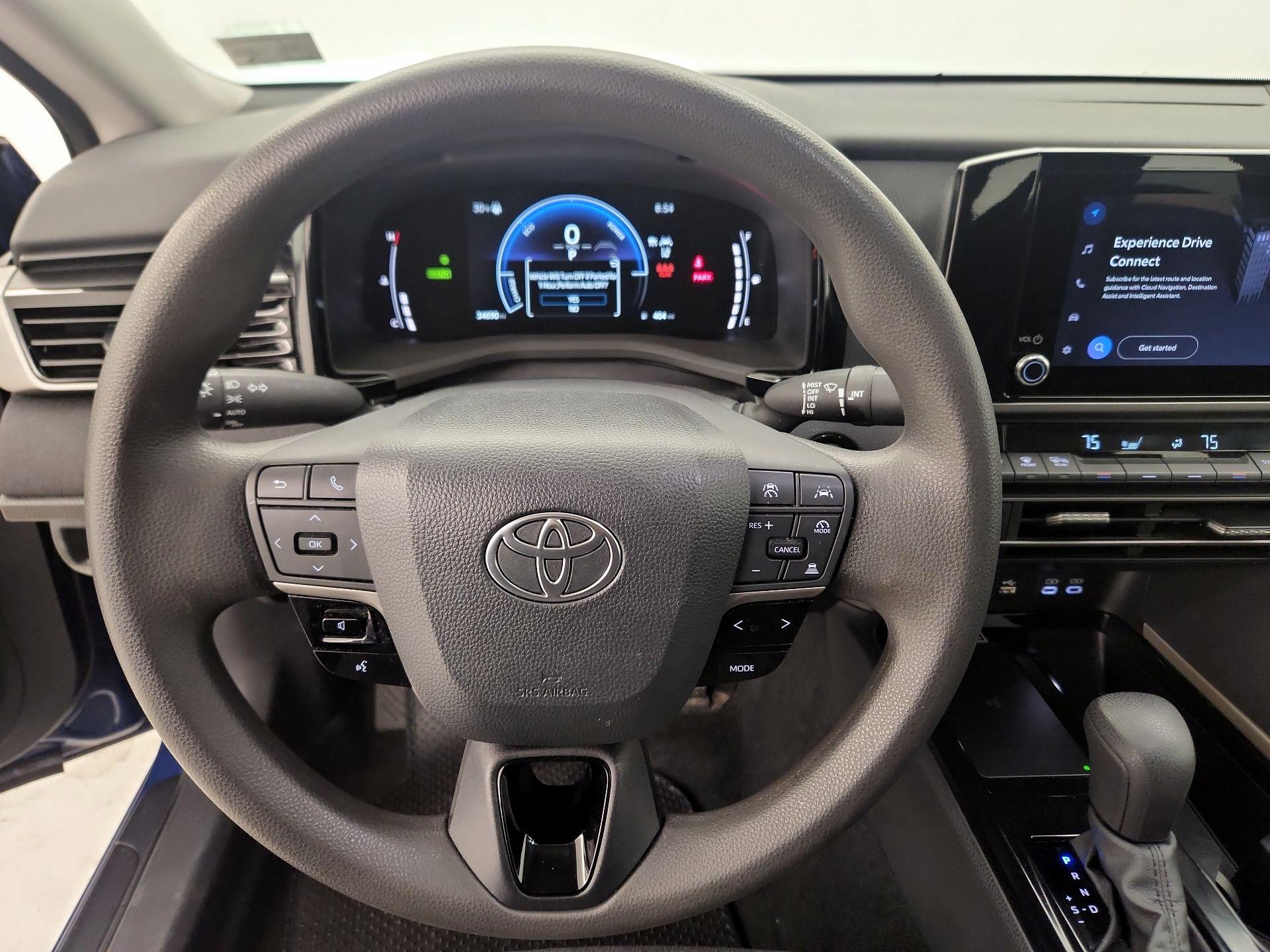 Thumbnail: 2025 Toyota Camry - 10