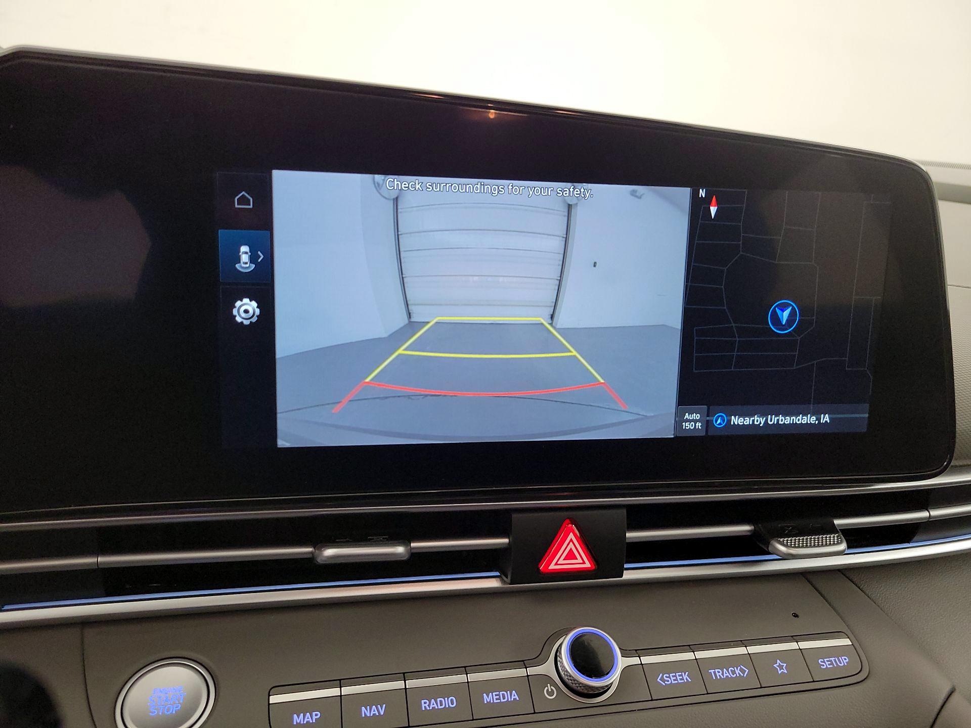 Thumbnail: 2025 Hyundai Elantra - 15