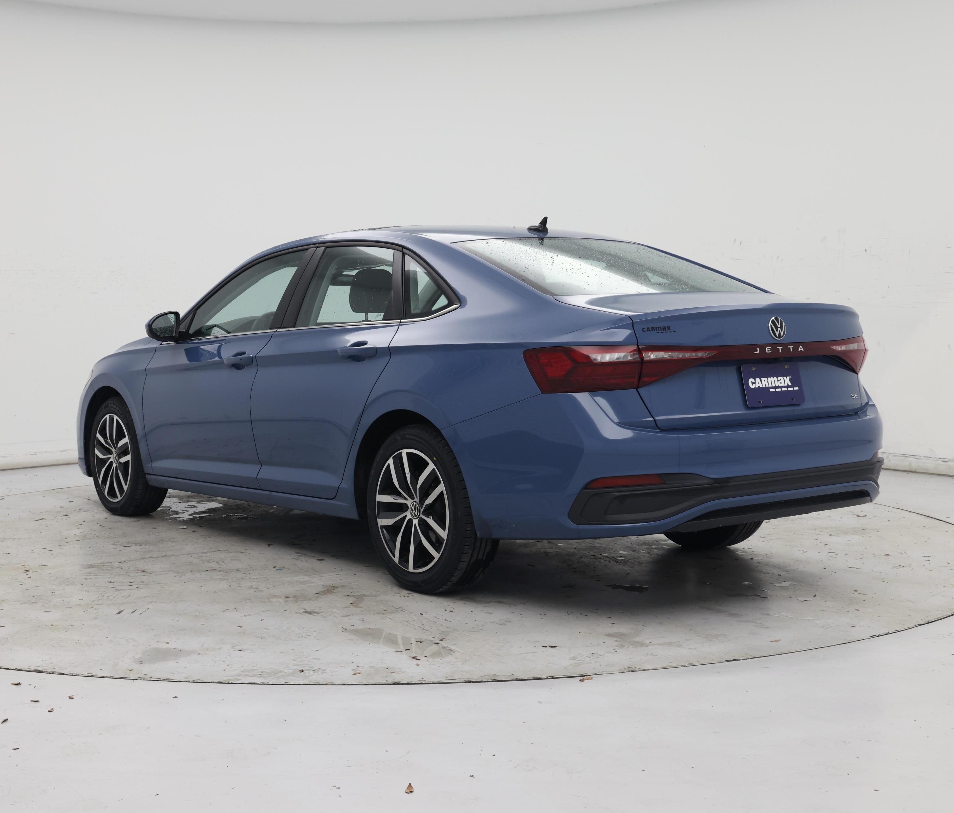 Thumbnail: 2025 Volkswagen Jetta - 2