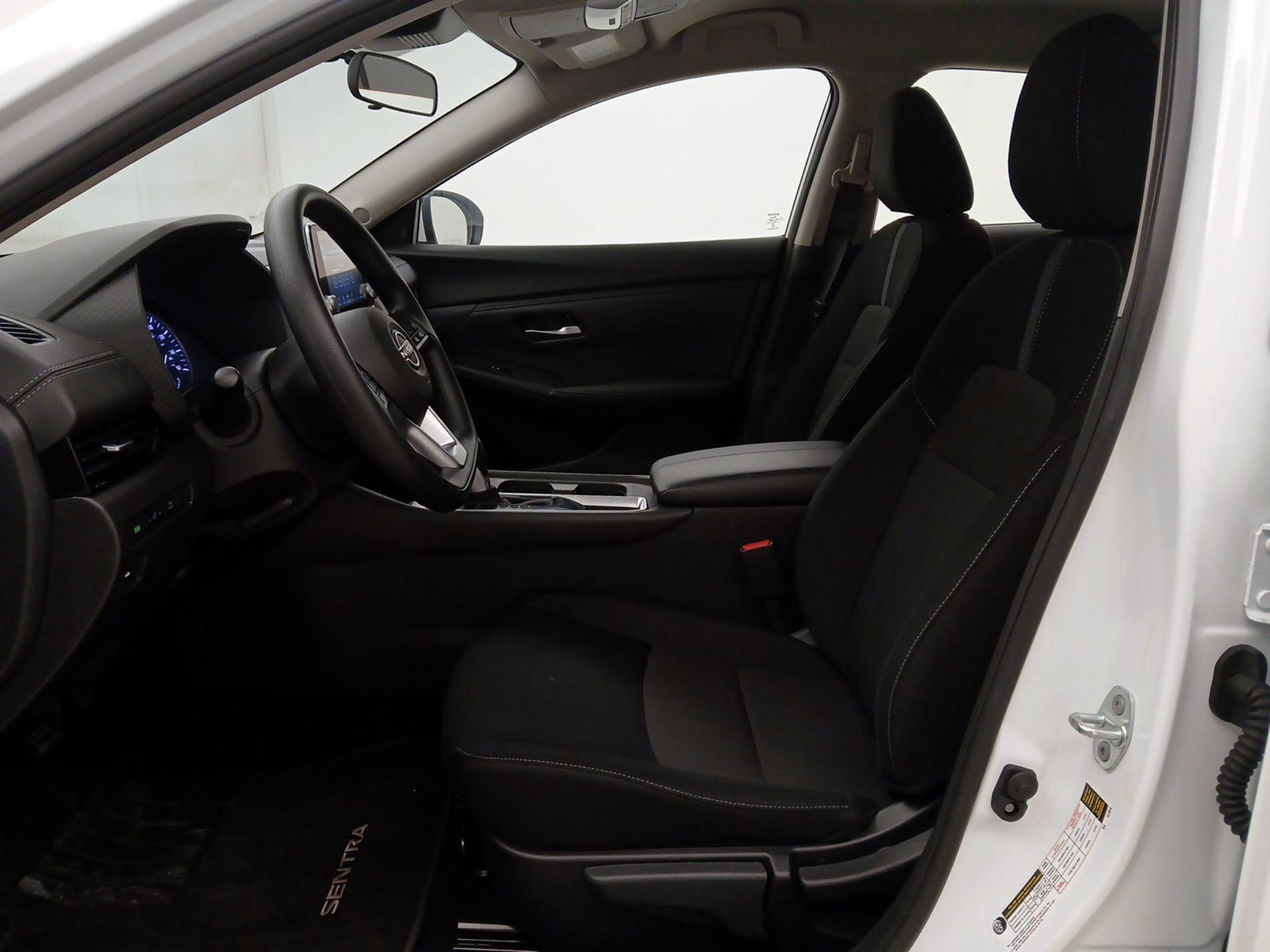 Thumbnail: 2025 Nissan Sentra - 11