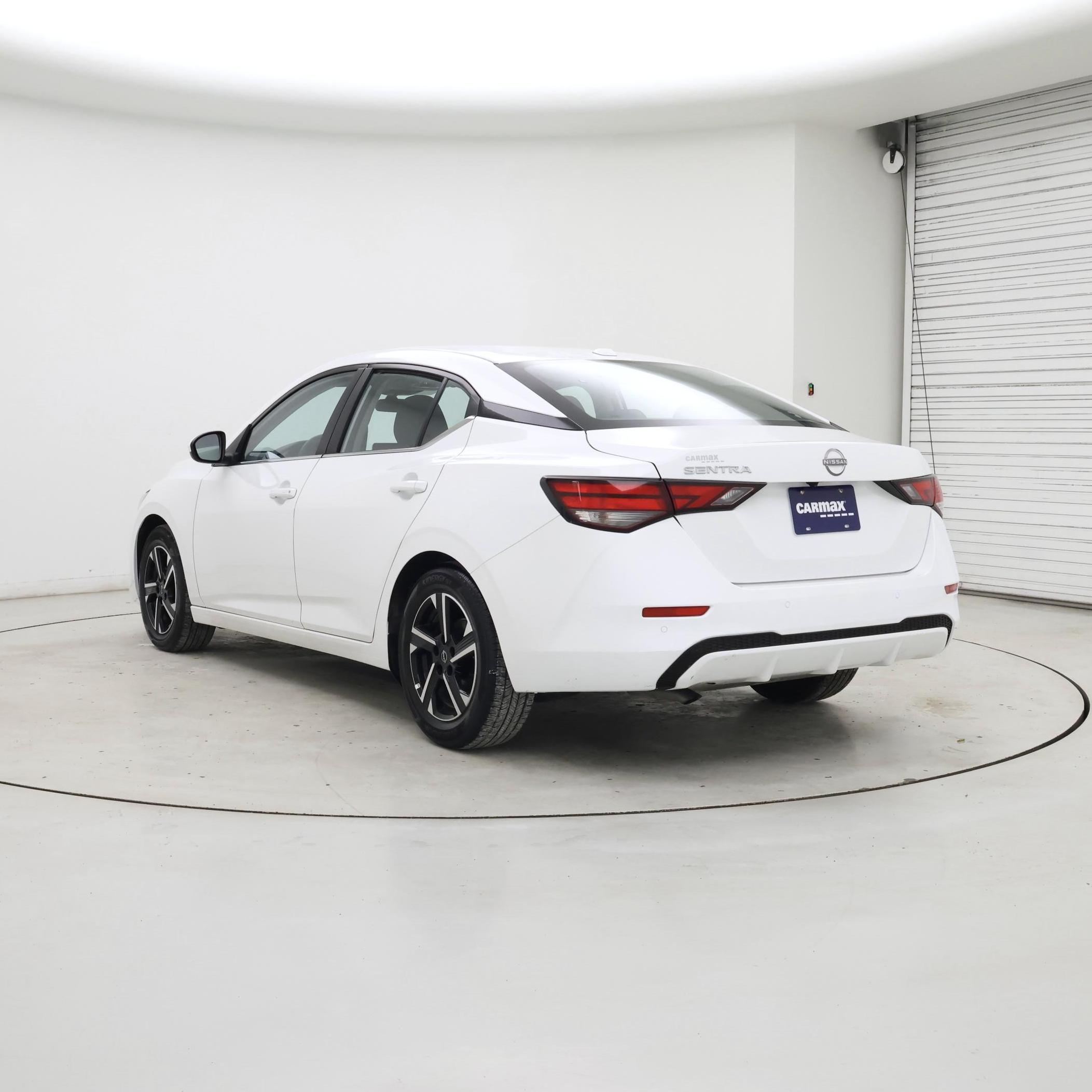 Thumbnail: 2025 Nissan Sentra - 2