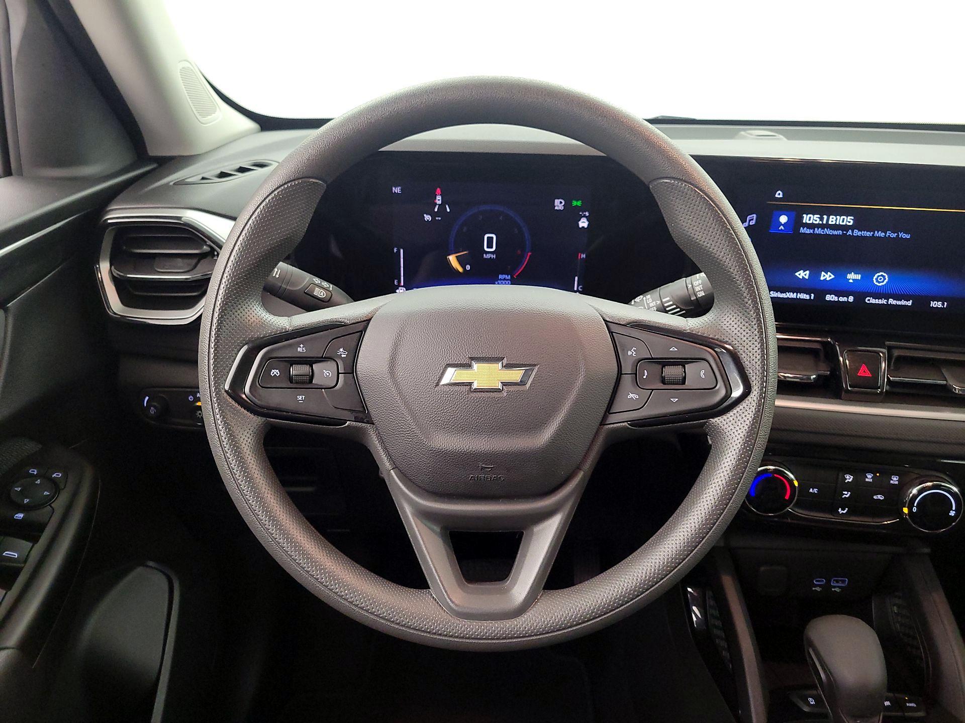 Thumbnail: 2025 Chevrolet TrailBlazer - 10